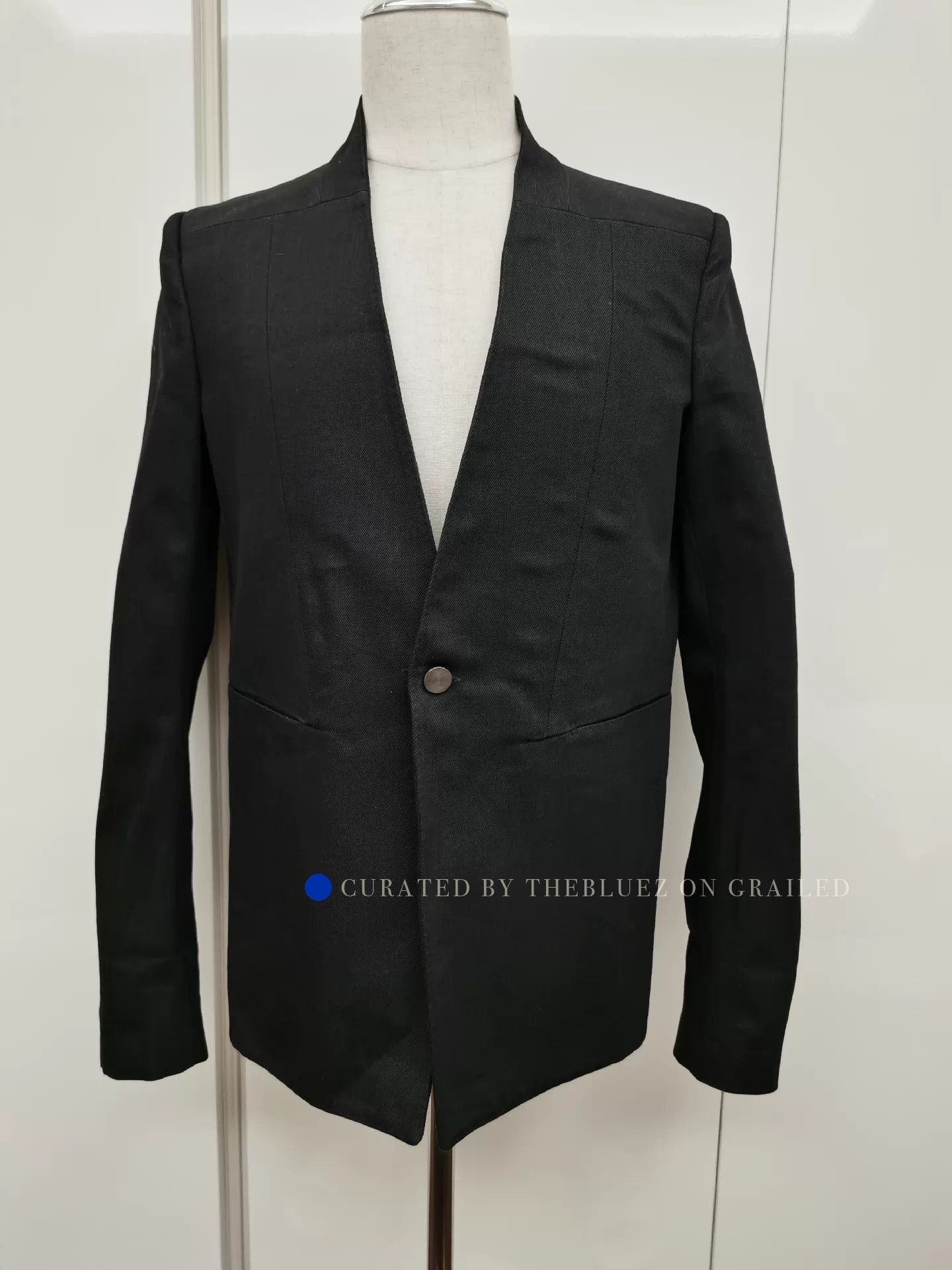 Boris Bidjan Saberi Sleek Black Blazer with Unique Structure Size US S / EU 44-46 / 1 - 1 Thumbnail