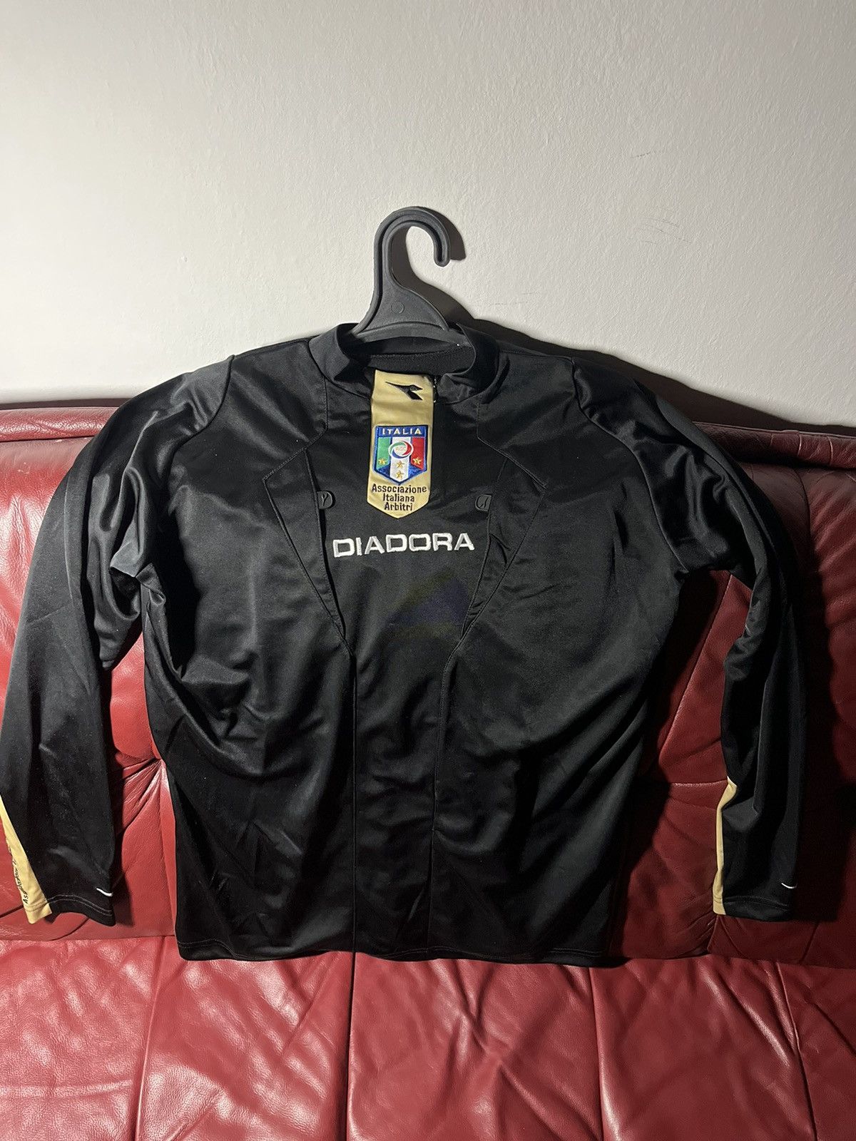 Diadora × Vintage Diadora Vintage Italy Referee Football Shirt Long Sleeve Size US M / EU 48-50 / 2 - 1 Thumbnail