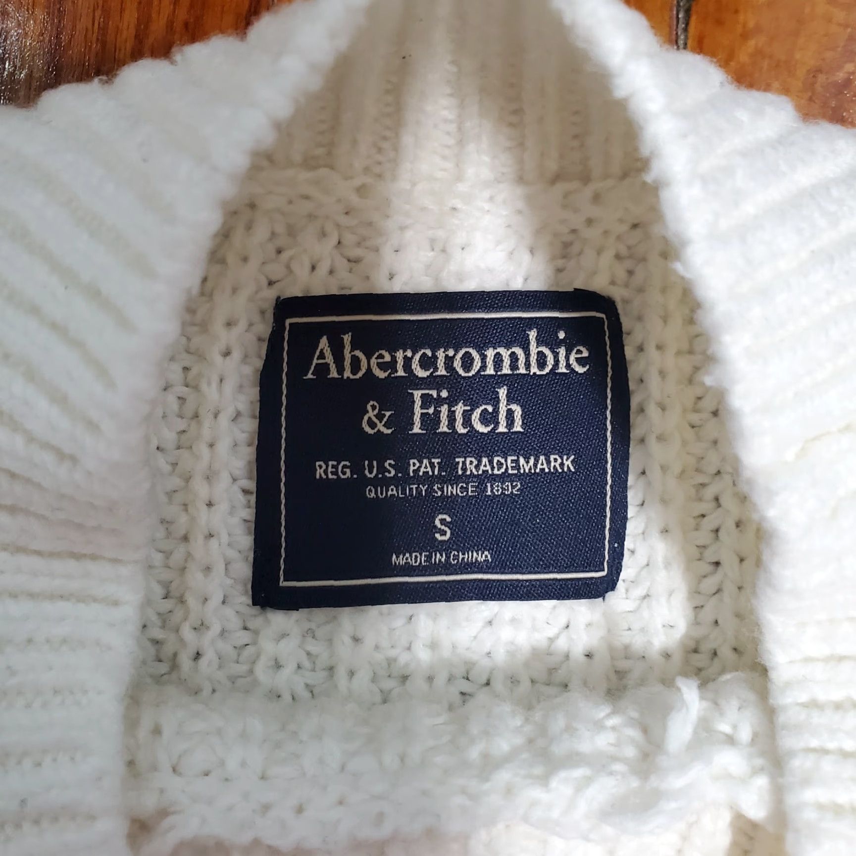 Abercrombie & Fitch Abercrombie & Fitch Sweater White Chunky Knit Pullover Womens Size Small Size S / US 4 / IT 40 - 5 Thumbnail