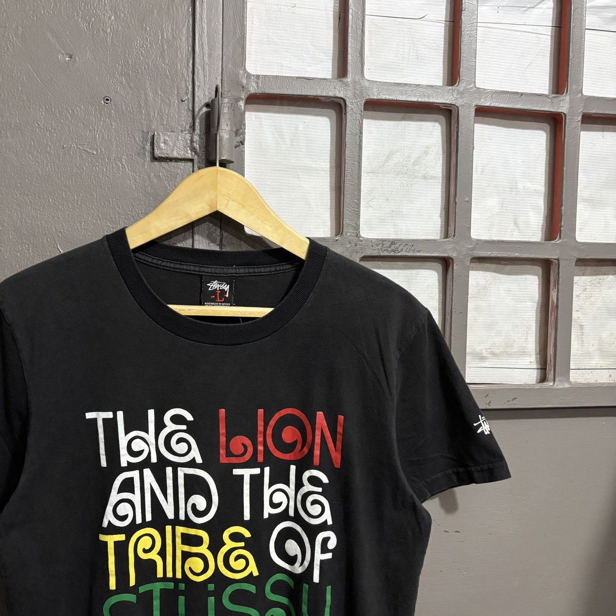 Stussy Vtg Stussy Lion Rasta Tee Size US L / EU 52-54 / 3 - 2 Thumbnail