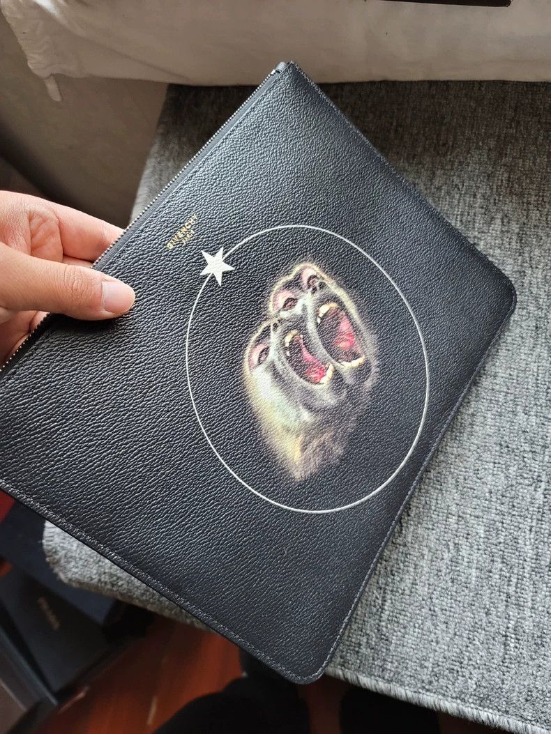 Givenchy Givenchy Baboon Clutch Size ONE SIZE - 1 Thumbnail