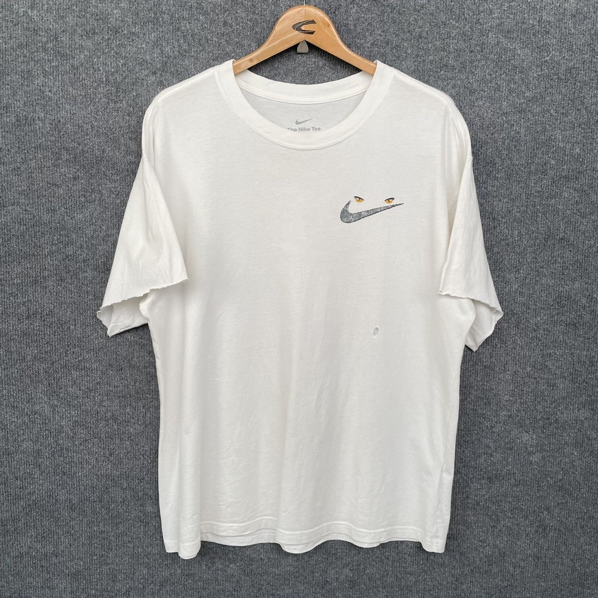 Nike × Vintage Y2K Nike Basketball Rare Graphic T Shirt Size US XL / EU 56 / 4 - 8 Thumbnail