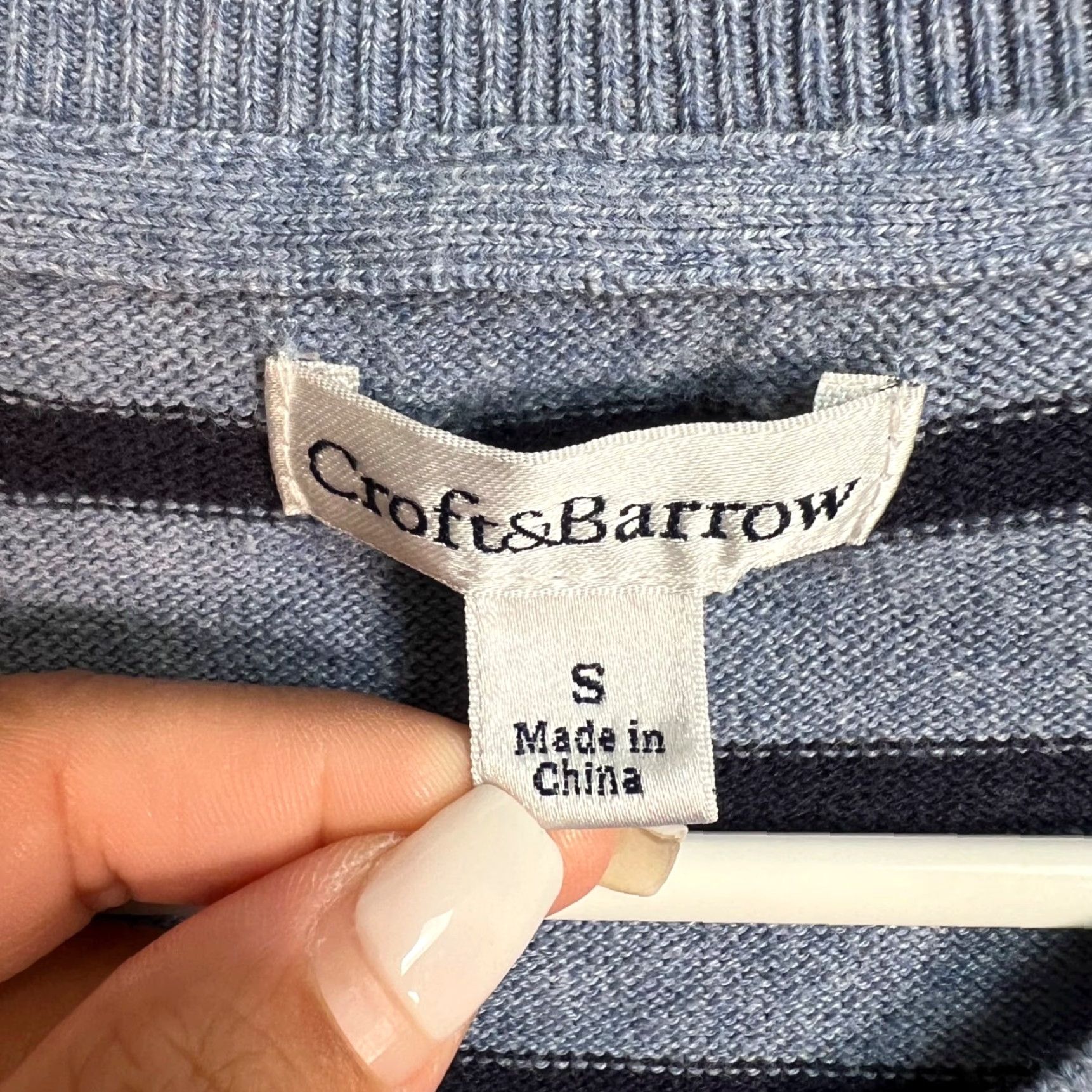 Croft & Barrow VINTAGE Croft & Barrow Striped V-Neck Sweater Womens Small Pullover Cotton Blend Size S / US 4 / IT 40 - 3 Thumbnail