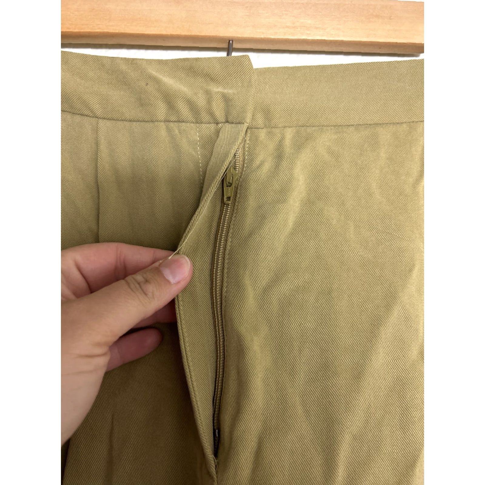 Anthropologie VINTAGE Anthropologie Seen Worn Kept Womens Barrel Leg Pants 4 Mustard Yellow High Rise сю Size 27" / US 4 / IT 40 - 7 Thumbnail