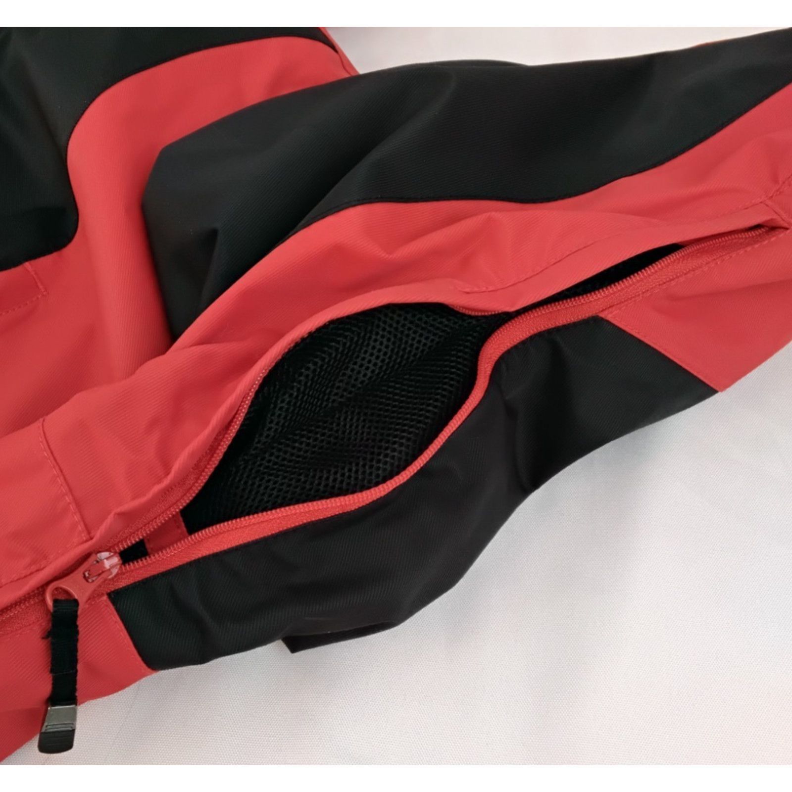 Oakley Oakley Pro Rider Series Ski Jacket Men's L Red/Black Hooded Size US L / EU 52-54 / 3 - 14 Thumbnail
