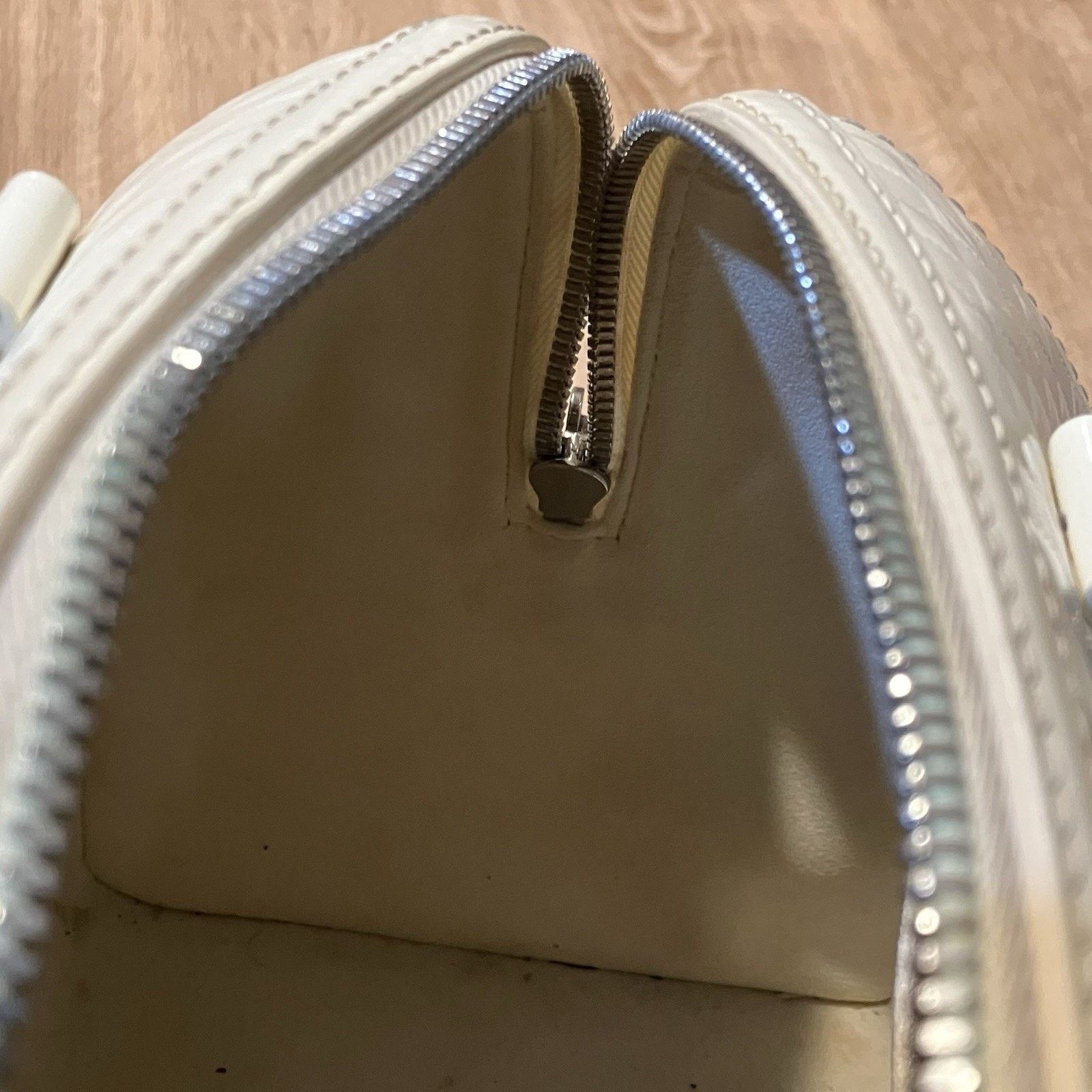 Louis Vuitton Louis Vuitton Damier Facet Speedy Cube White Cream Hand Bag Size ONE SIZE - 15 Thumbnail