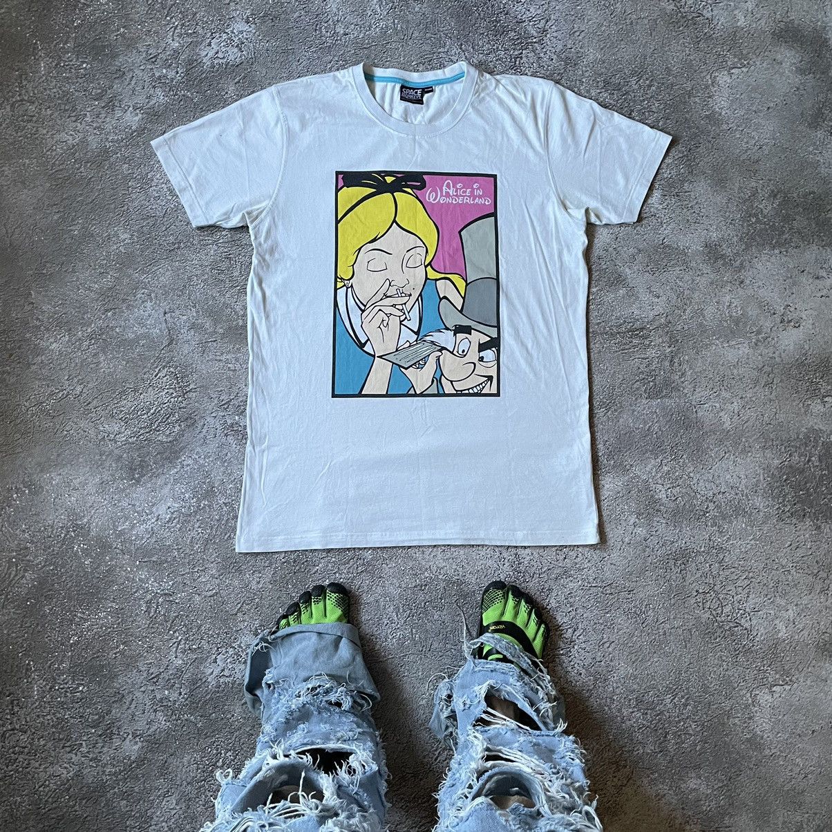 Vintage Vintage Y2K Graphic Tee Alice Wonderland Funny Print XXL Size US XXL / EU 58 / 5 - 1 Thumbnail