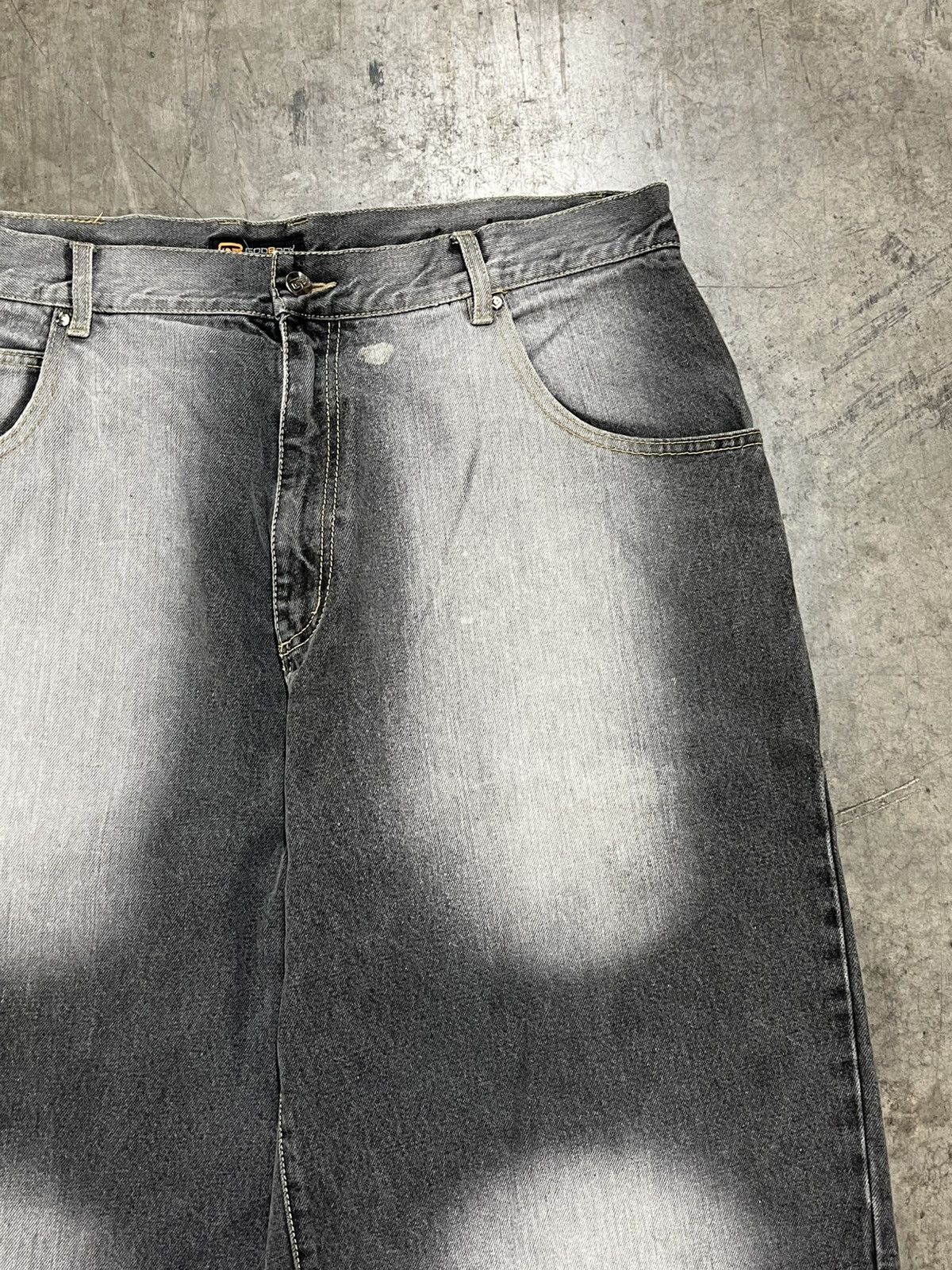Other Y2K baggy fit jorts faded black skater streetwear hype rare Size US 36 / EU 52 - 4 Thumbnail