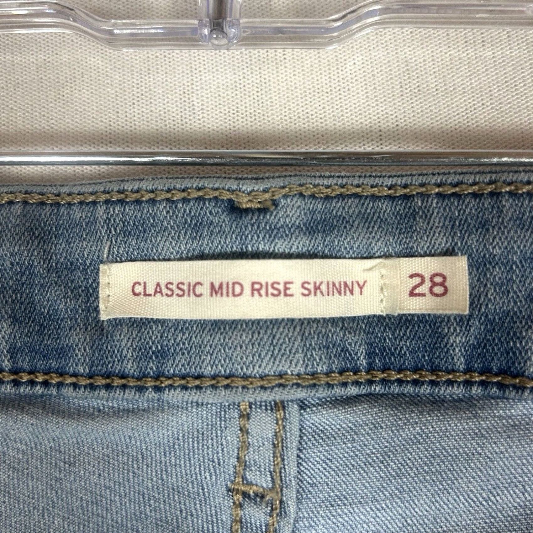 Levi's Levi's Classic Mid Rise Skinny Jeans Womens Size 28 W28 L30 Light Wash Stretch Blue Denim 5-Pocket Fit Mens Womens Girls? Size 28" / US 6 / IT 42 - 3 Thumbnail