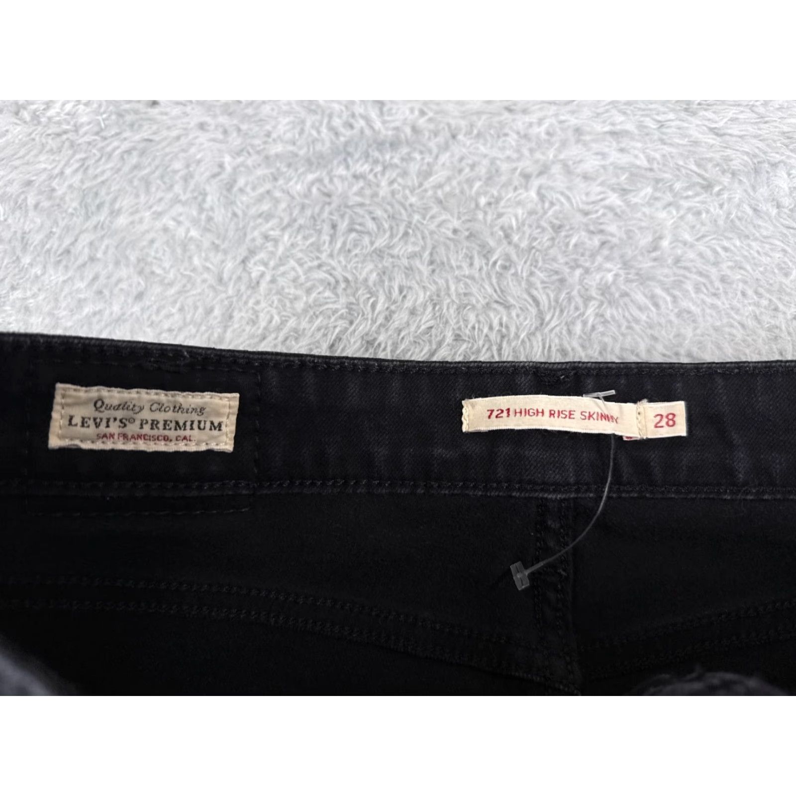 Levi's Levi's Jeans Women 28 Black Denim 700 Series Skinny High Rise 27x29 Cotton 5-Pocket Distressed Stretch Vintage: No Size 28" / US 6 / IT 42 - 6 Thumbnail