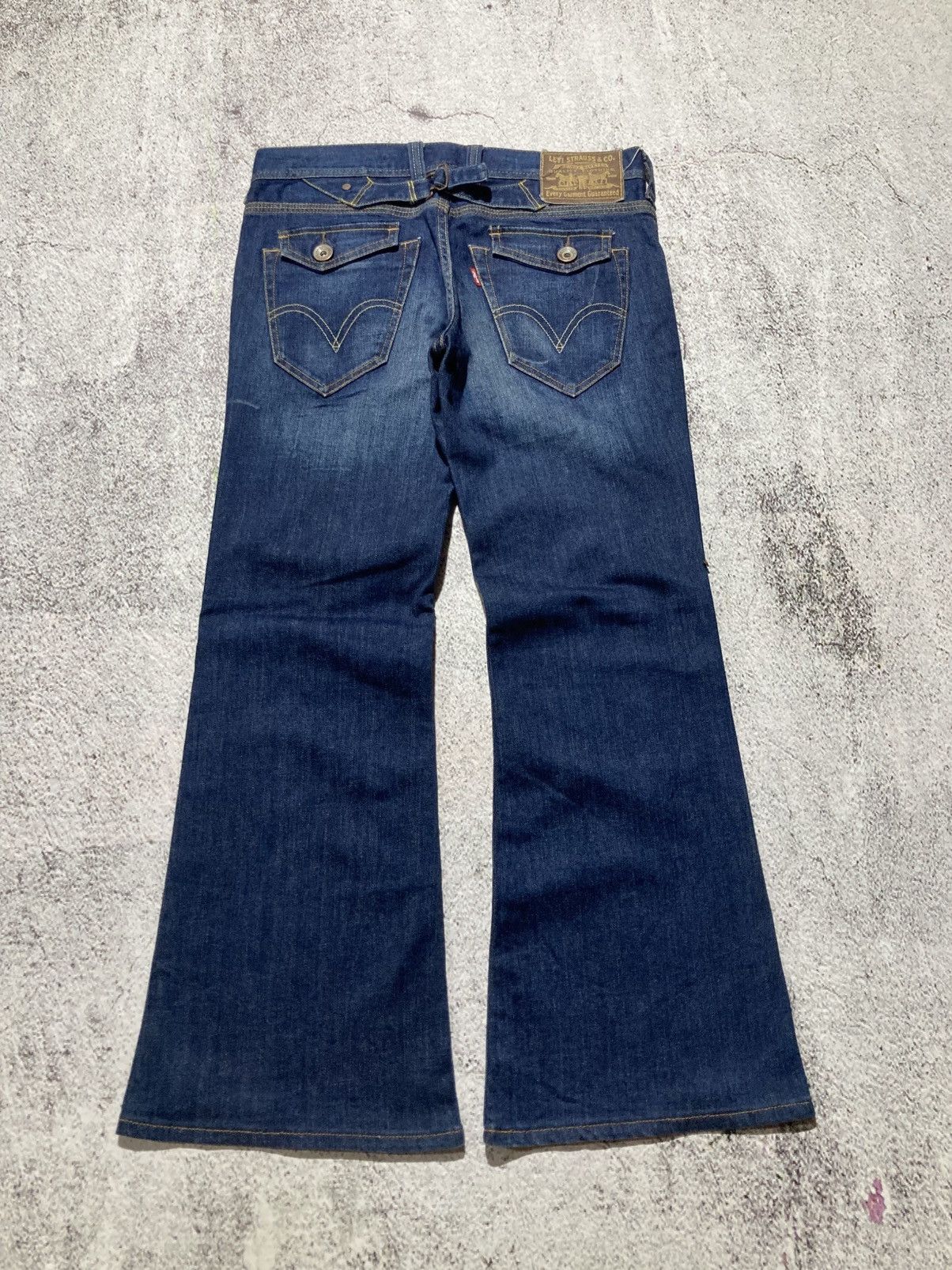 Levi's Vintage Clothing Vintage Levis Buckleback Bootcut Clawmark Flared Jeans Pants Size US 30 / EU 46 - 13 Thumbnail