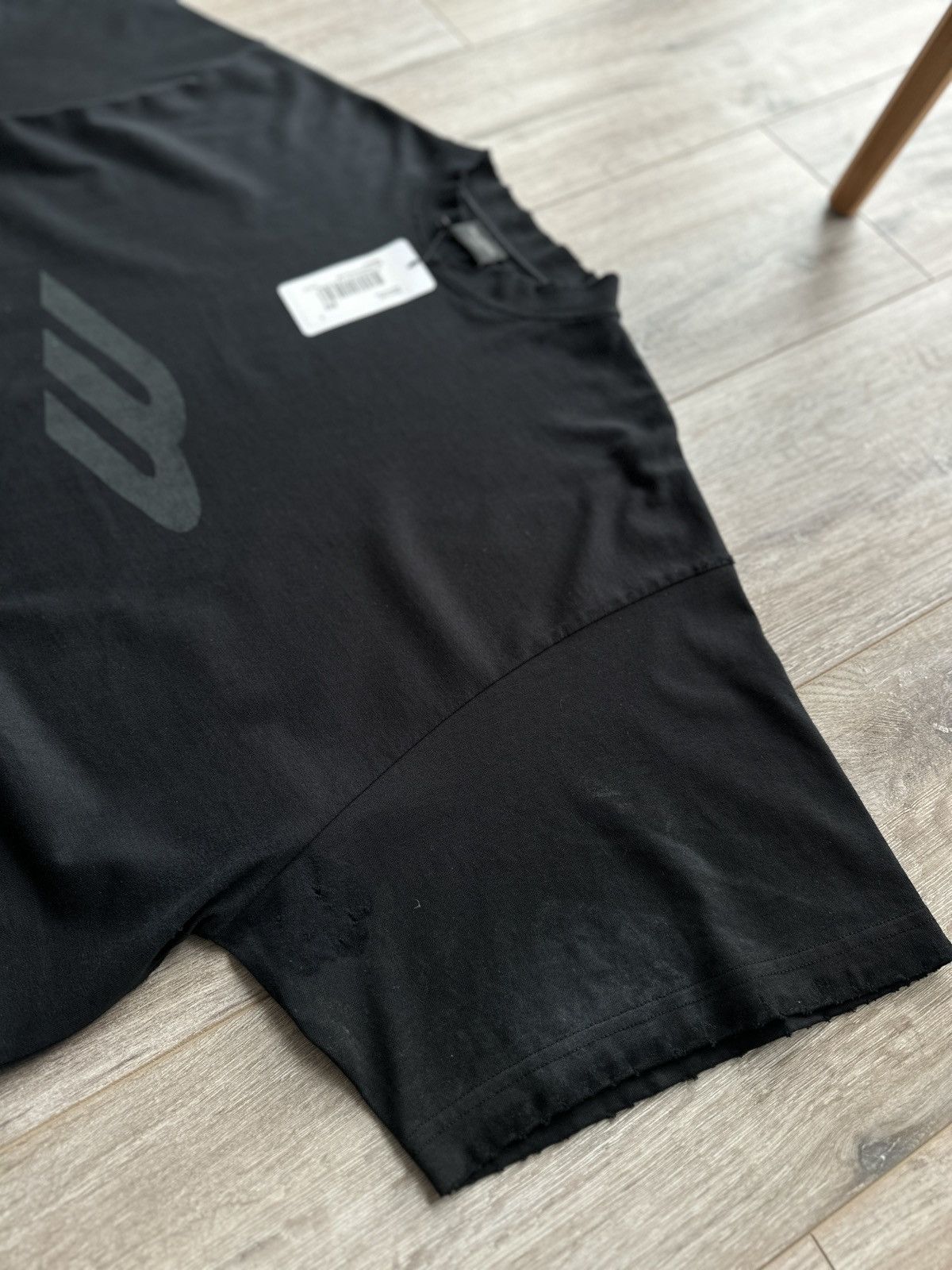 Balenciaga NEW‼️ 3B “2024 collection “ New T shirt Oversized fit Size US L / EU 52-54 / 3 - 9 Thumbnail