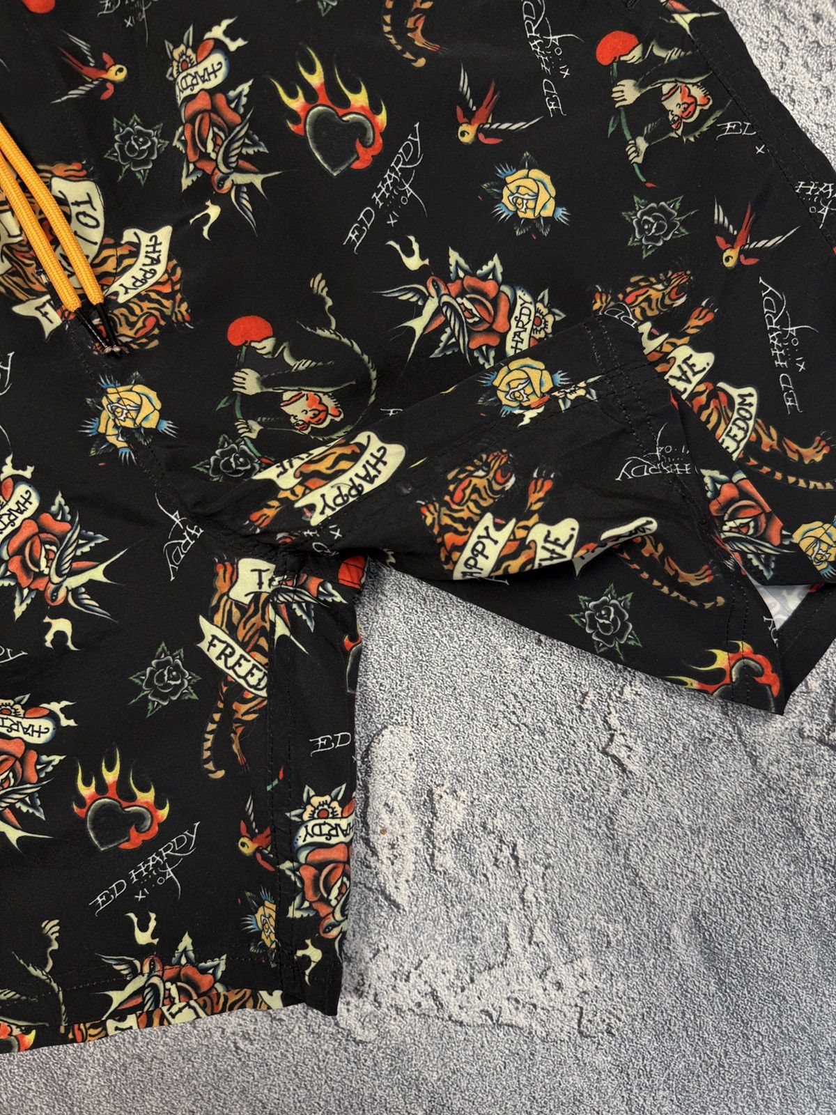 Ed Hardy Ed Hardy Shorts Monogram Size US 34 / EU 50 - 4 Thumbnail