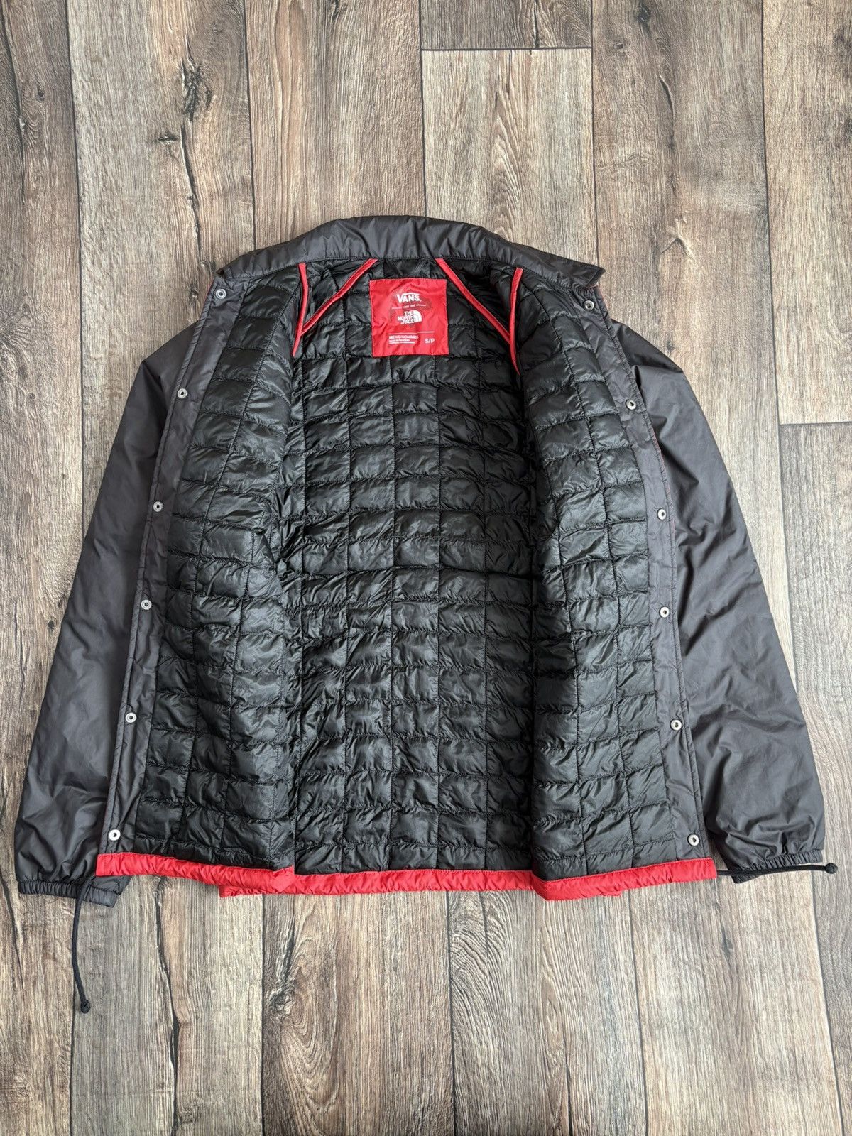 The North Face × Vans The North Face x Vans Torrey Thermoball Coach Jacket Size US S / EU 44-46 / 1 - 10 Thumbnail