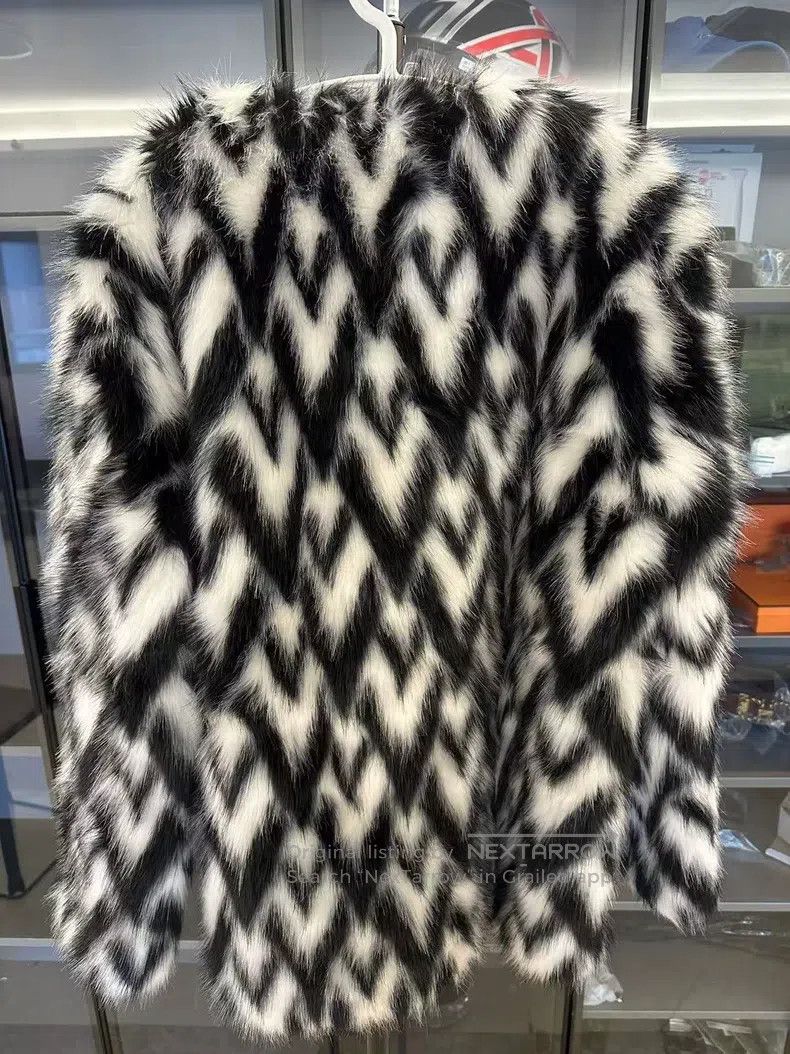 Valentino Valentino Crewneck color-blocked long-sleeved coat Size XS / US 0-2 / IT 36-38 - 5 Thumbnail