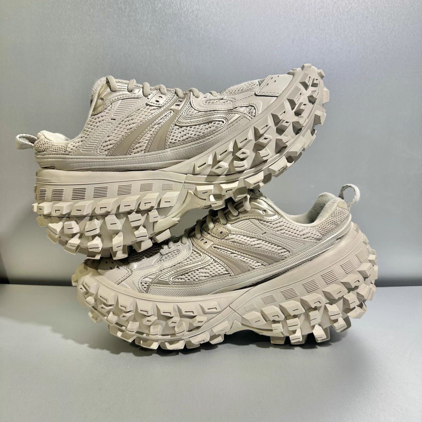 Balenciaga Balenciaga Tire Sneaker 42 with box mint X4616 Size US 9 / EU 42 - 4 Thumbnail