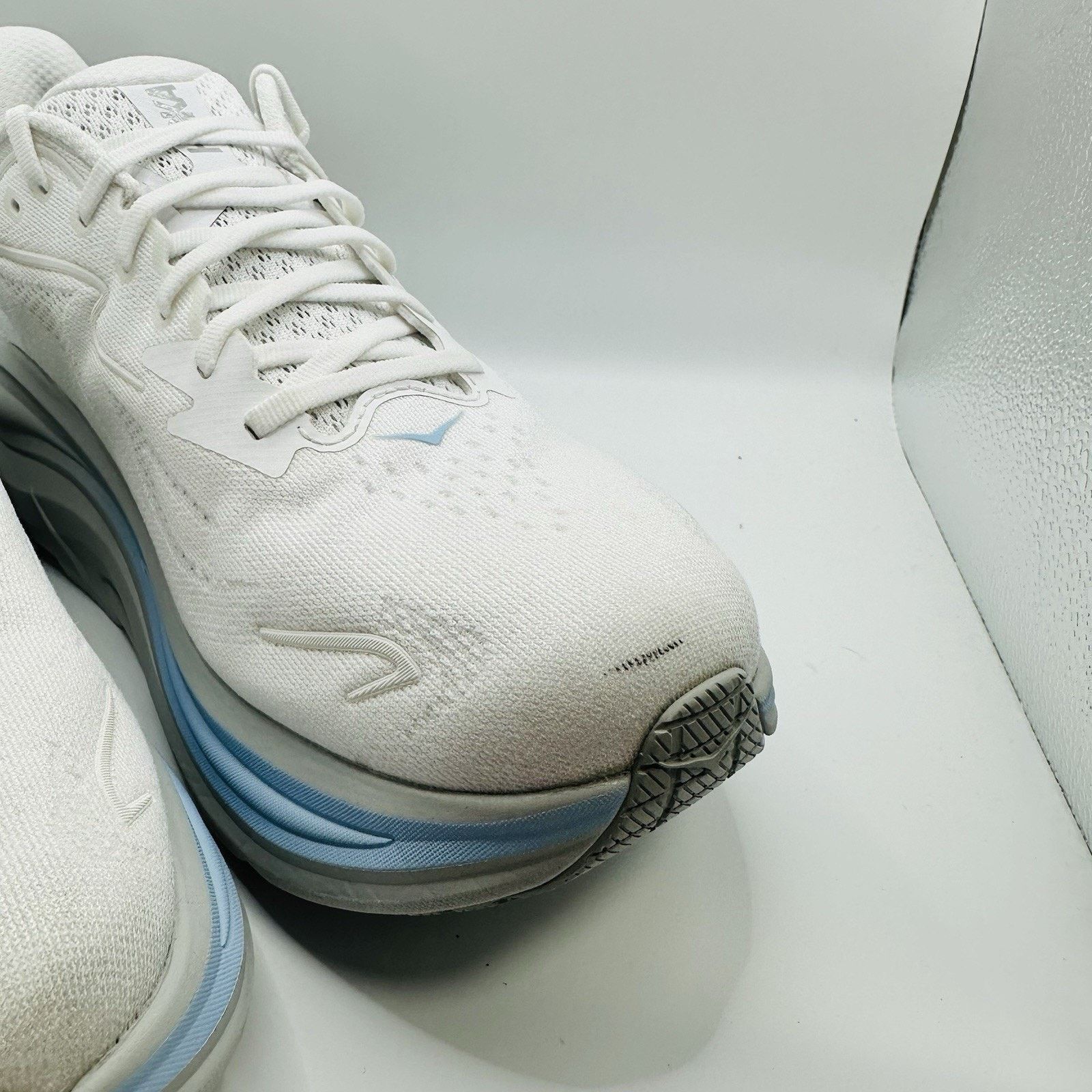 Hoka Size 11 - Hoka One One Clifton 10 White Glacier Blue Size US 11 / EU 44 - 9 Thumbnail