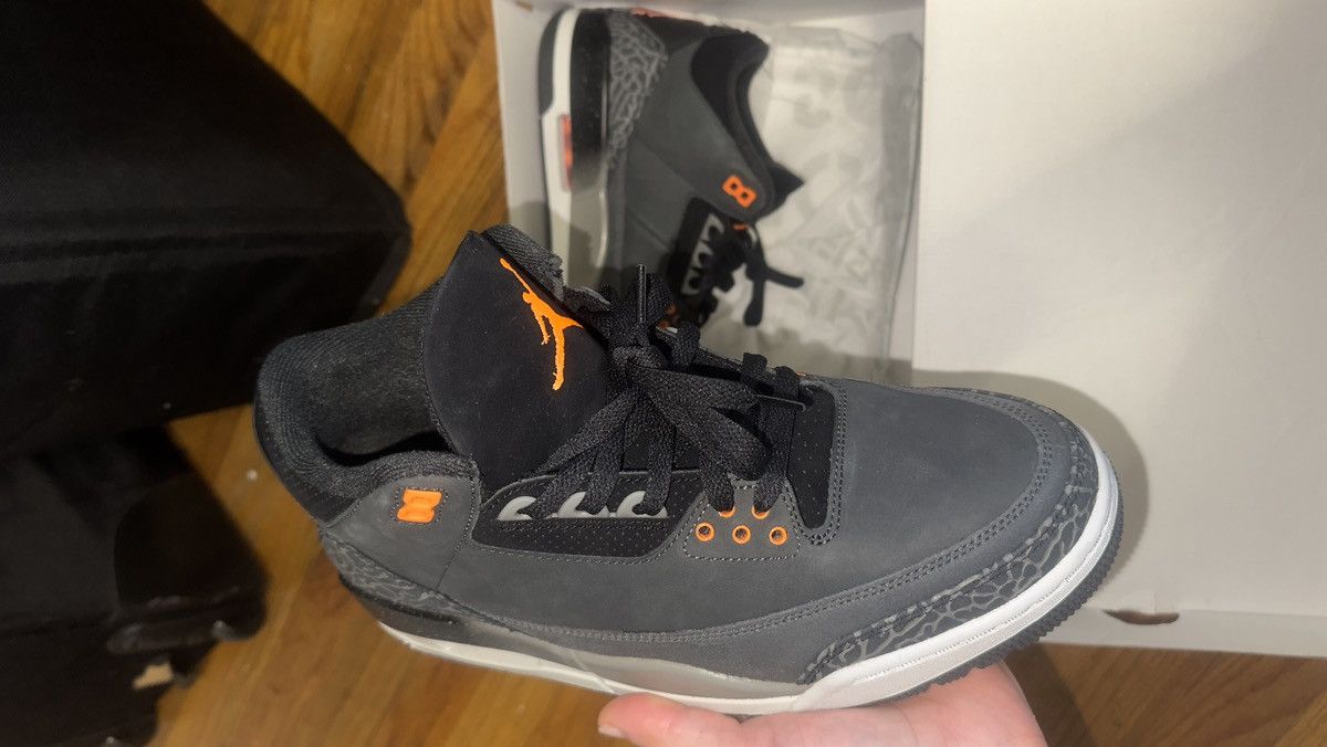 Jordan Brand AIR JORDAN 3 RETRO “FEAR” Size US 10 / EU 43 - 5 Thumbnail