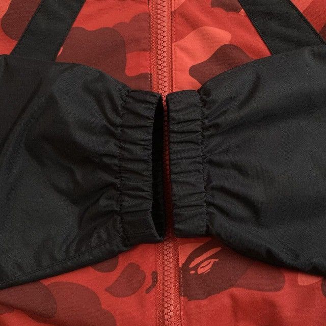 Bape BAPE Red Camo Track Jacket a bathing ape Size US L / EU 52-54 / 3 - 5 Thumbnail