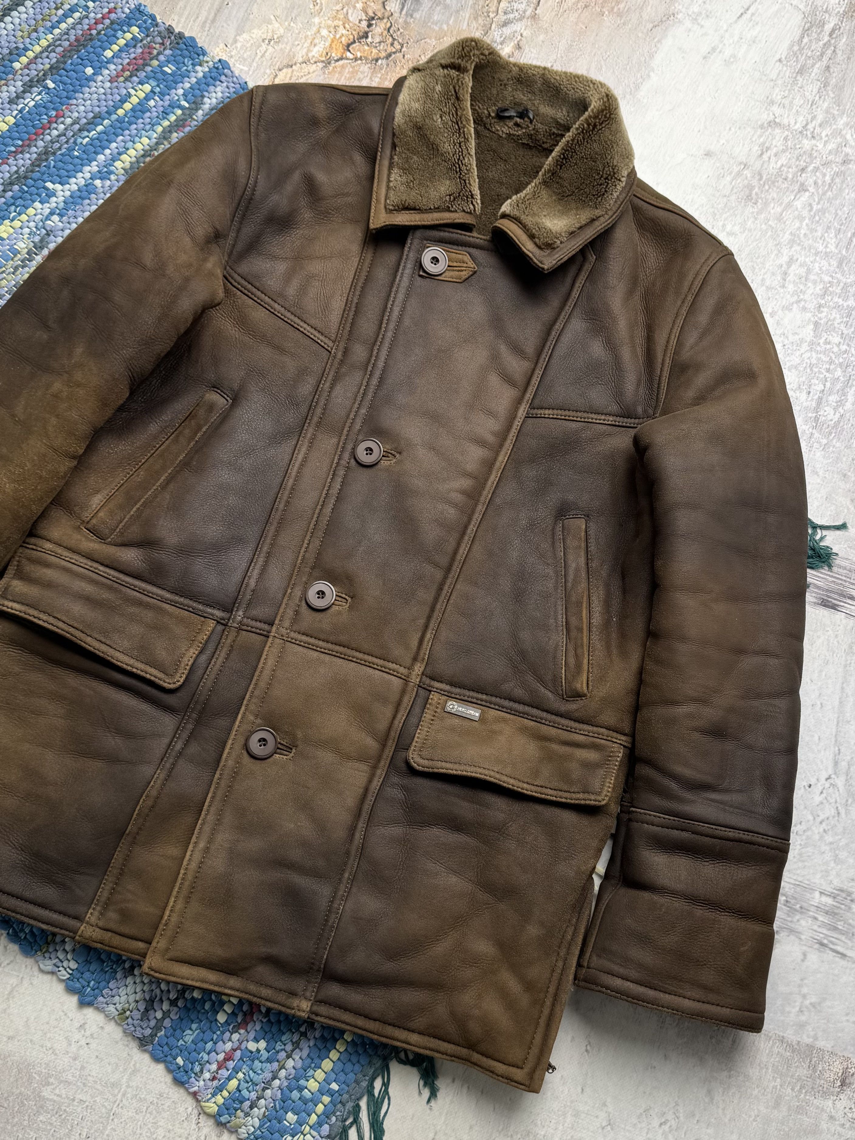Vintage Vintage Faded Real Sheepskin Coat A8(V1)D15 Size US M / EU 48-50 / 2 - 3 Thumbnail