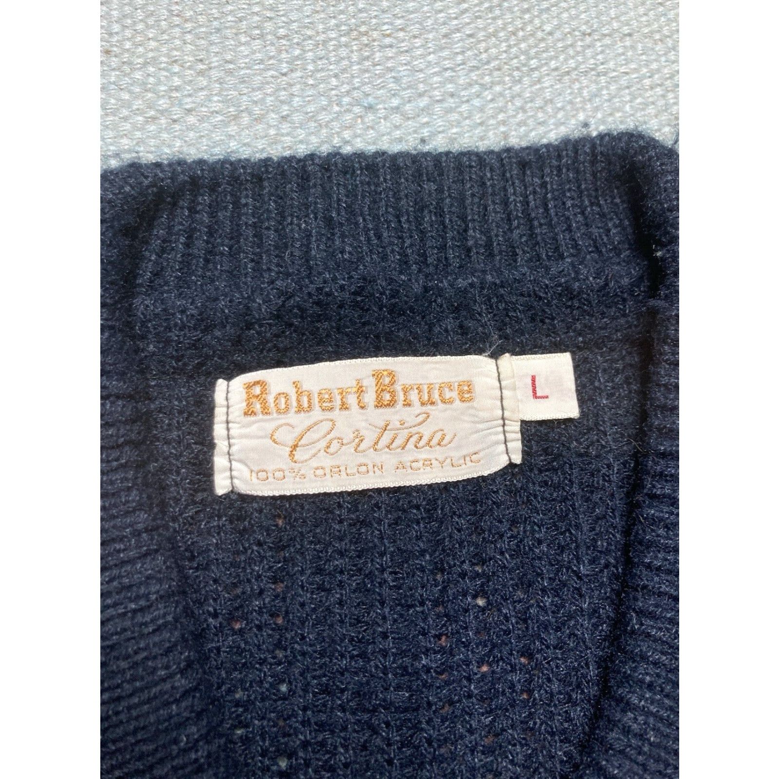 Vintage VINTAGE Robert Bruce Sweater Mens Knit V-Neck Acrylic Black Large 60s 70s Shaggy Pullover Size US L / EU 52-54 / 3 - 3 Thumbnail
