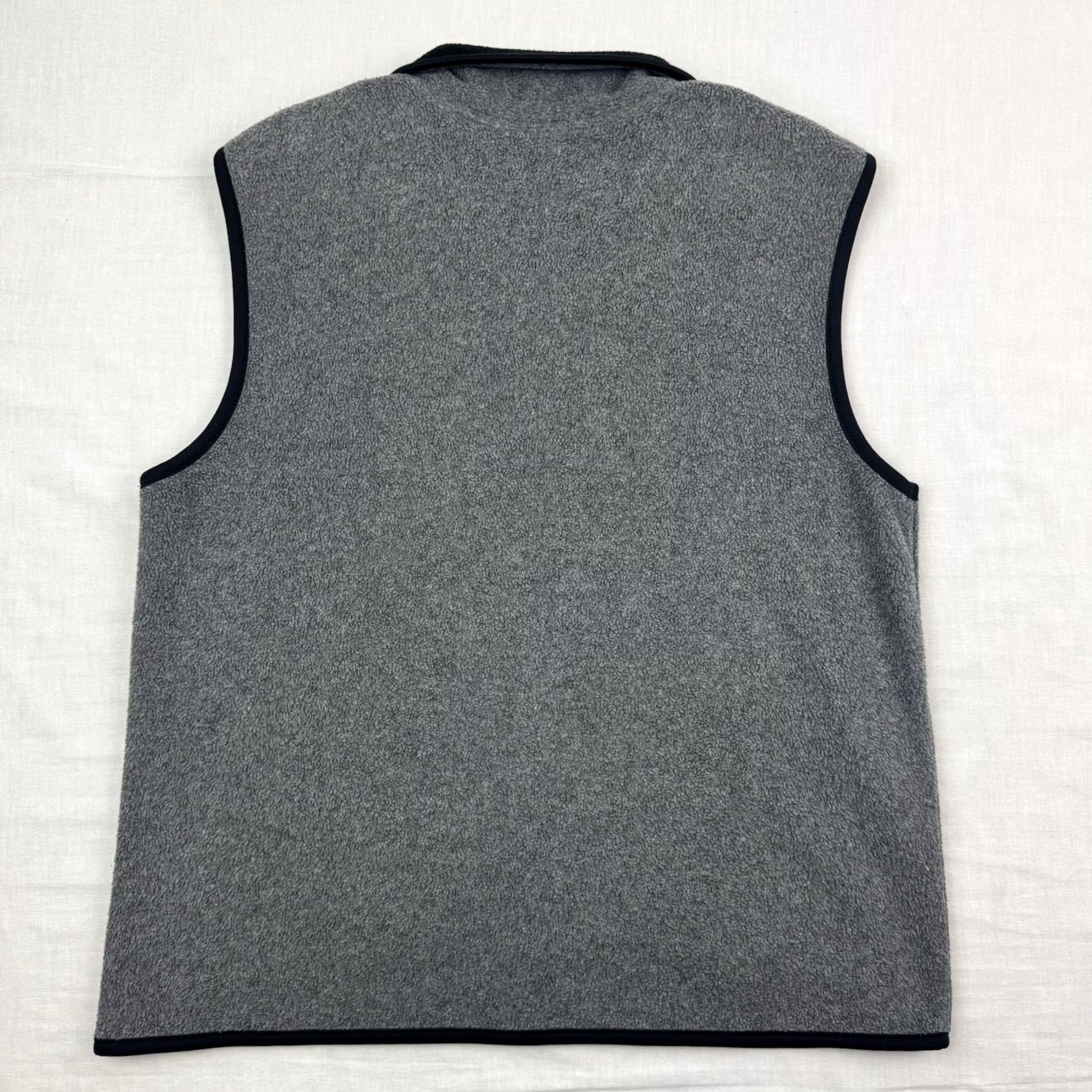 Gap VINTAGE Gap Fleece Vest Mens L Gray Zip Full Zip 90s Y2K Preppy Hipster Classic Size US L / EU 52-54 / 3 - 8 Thumbnail