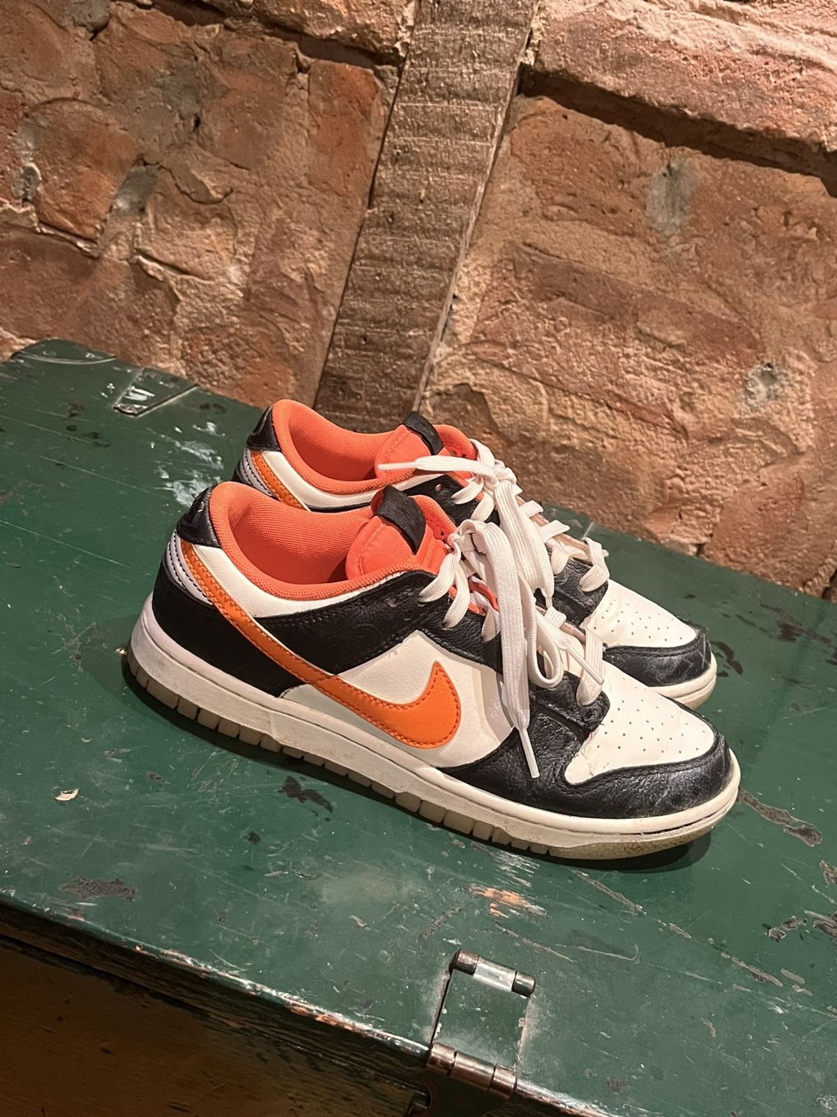 Nike Vintage Nike Dunk Low Retro PRM "Halloween" sneakers Size US 6.5 / IT 36.5 - 2 Thumbnail