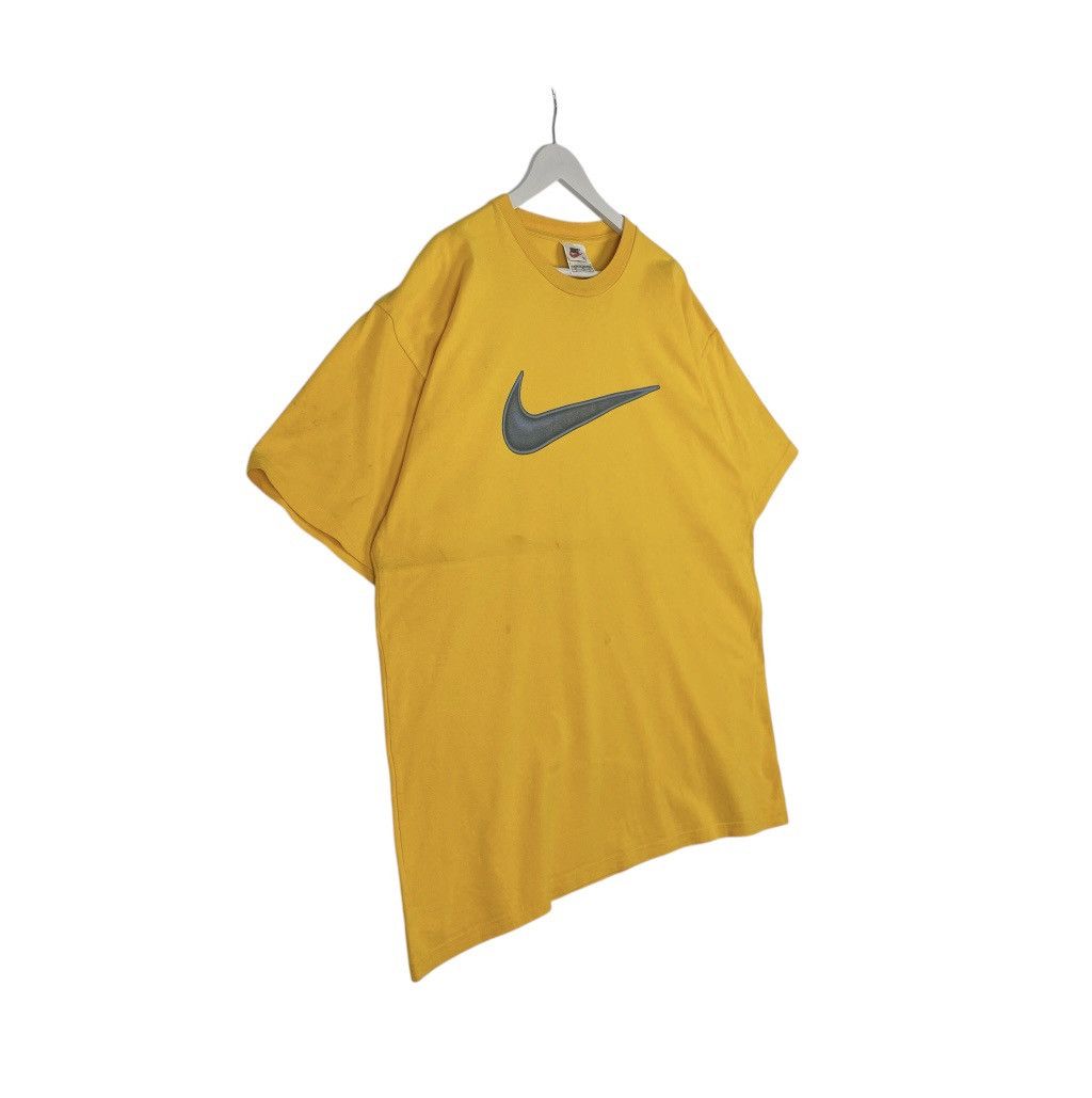Designer × Vintage vintage Nike T-shirt 90s y2k shirt swoosh center big vtg - Size US L / EU 52-54 / 3 - 3 Thumbnail
