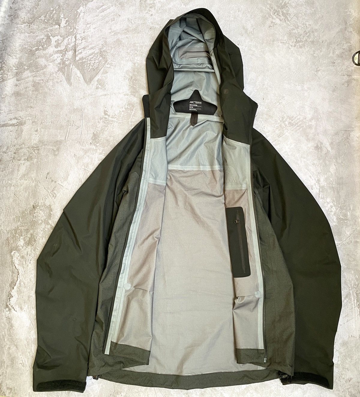 Arc'teryx Arcteryx alpha Size US M / EU 48-50 / 2 - 4 Thumbnail