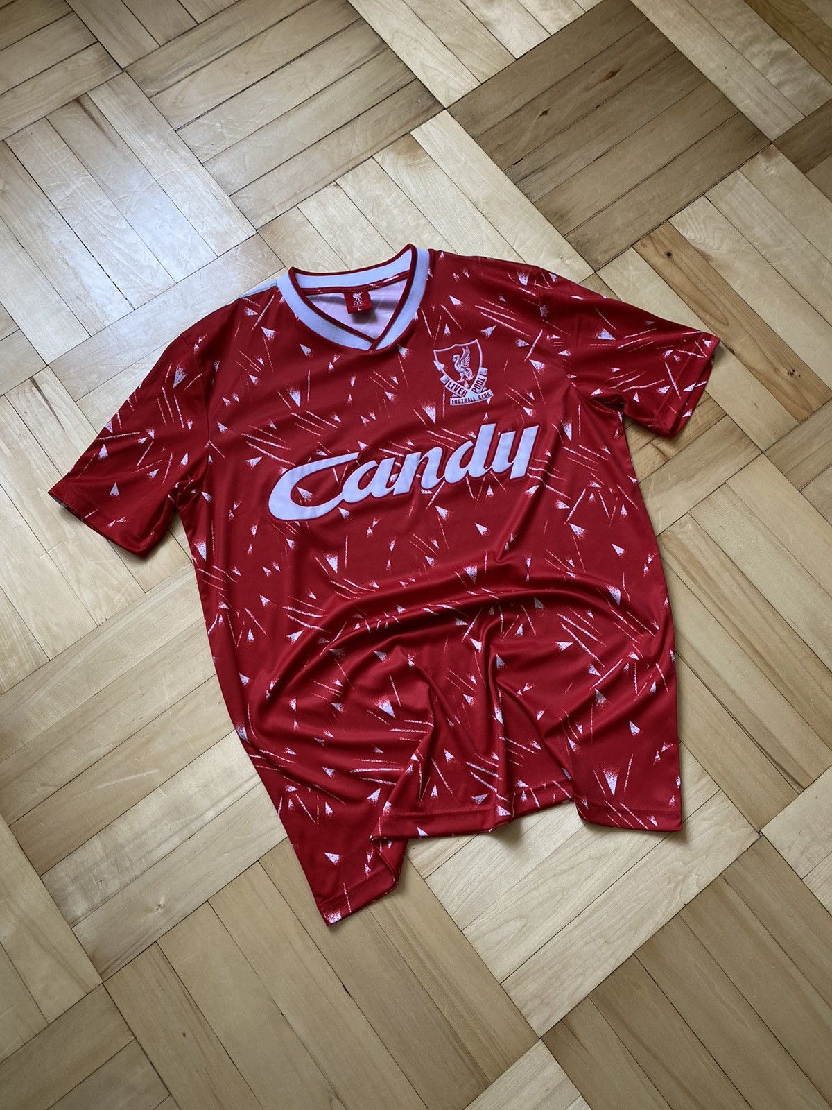 Vintage Vintage Soccer Jersey Liverpool Candy Size L Size US L / EU 52-54 / 3 - 1 Thumbnail