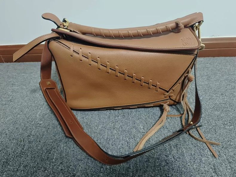 loewe Woven tassel bag 2503-Nextarrow