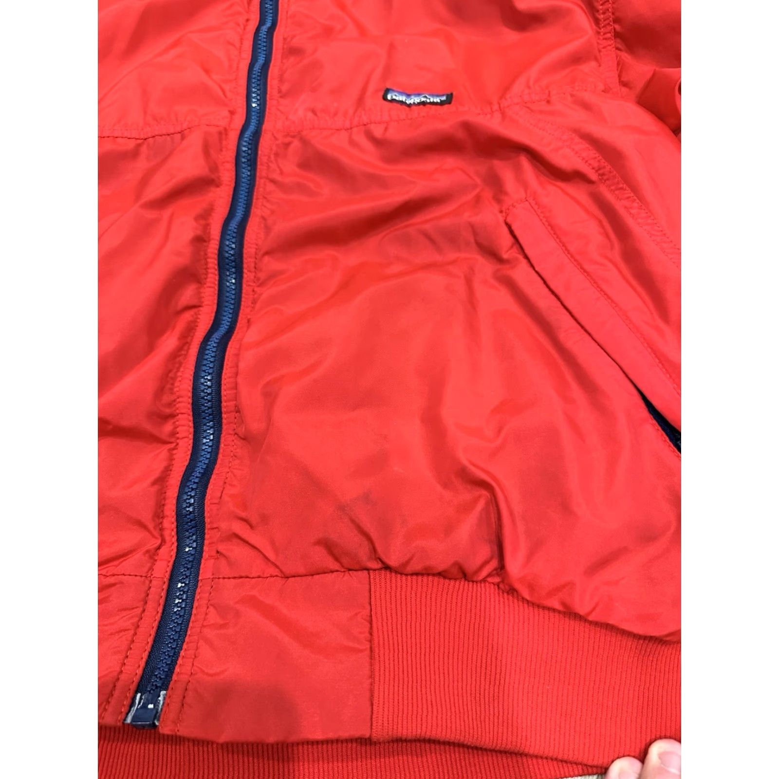 Patagonia VINTAGE Patagonia Men's Fleece Lined Bomber Jacket Red Blue Made in USA L 90s Outdoor Nylon Jacket Size US L / EU 52-54 / 3 - 7 Thumbnail