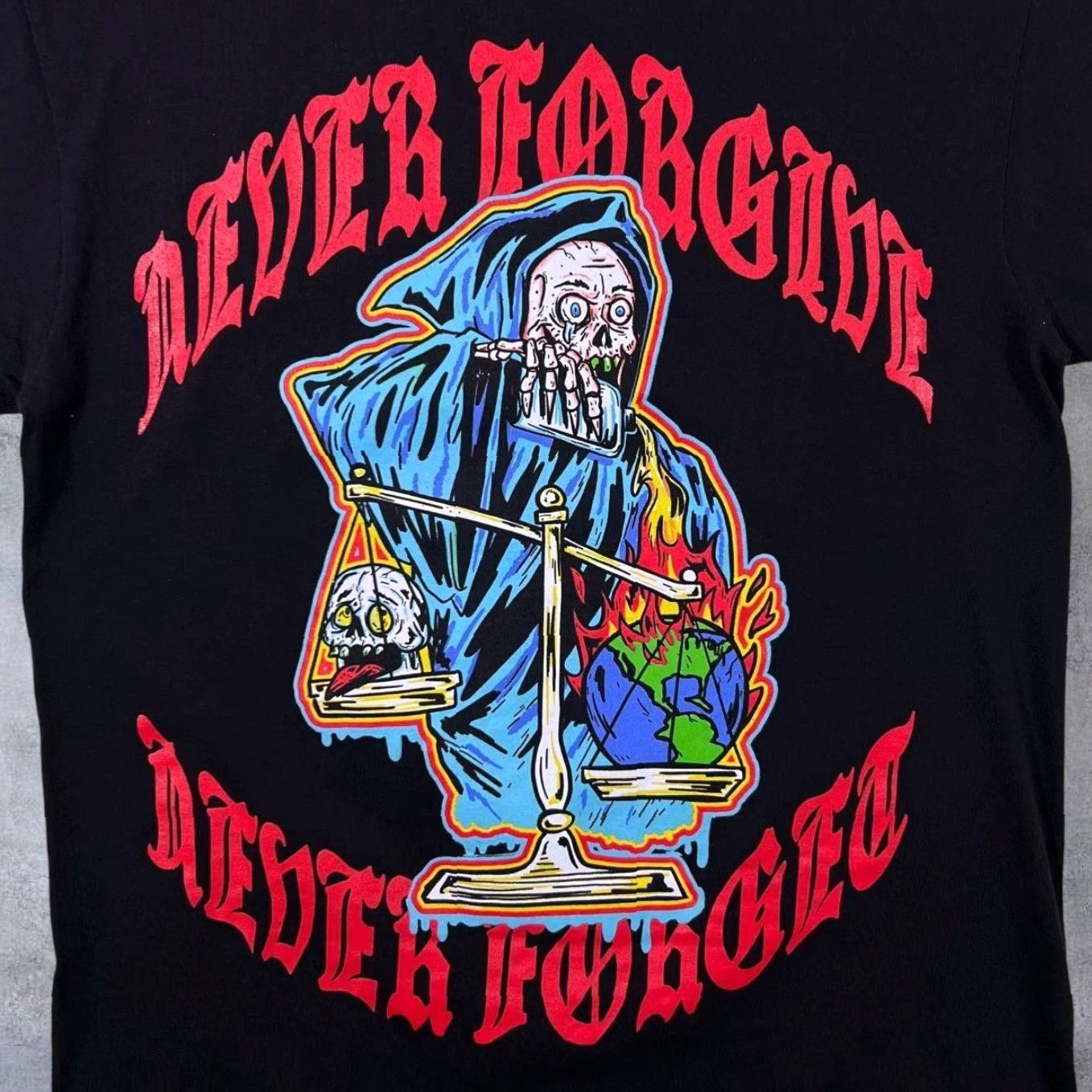Broken Promises Co. Broken Promises Co. "Never Forgive" Tattoo Goth Graphic Black T-Shirt Large Shirt Mens Cotton Graphic Print Front & Back Size US L / EU 52-54 / 3 - 3 Thumbnail