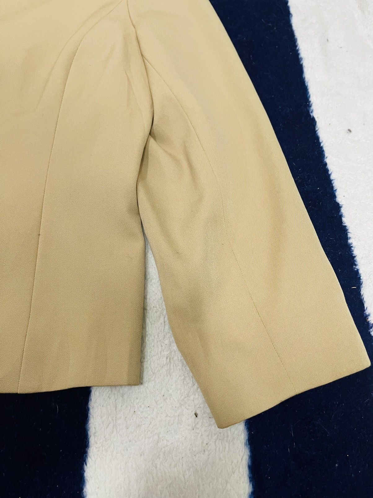 Pierre Balmain Pierre Balmain Paris Button Up Jacket (10) Size M / US 6-8 / IT 42-44 - 7 Thumbnail