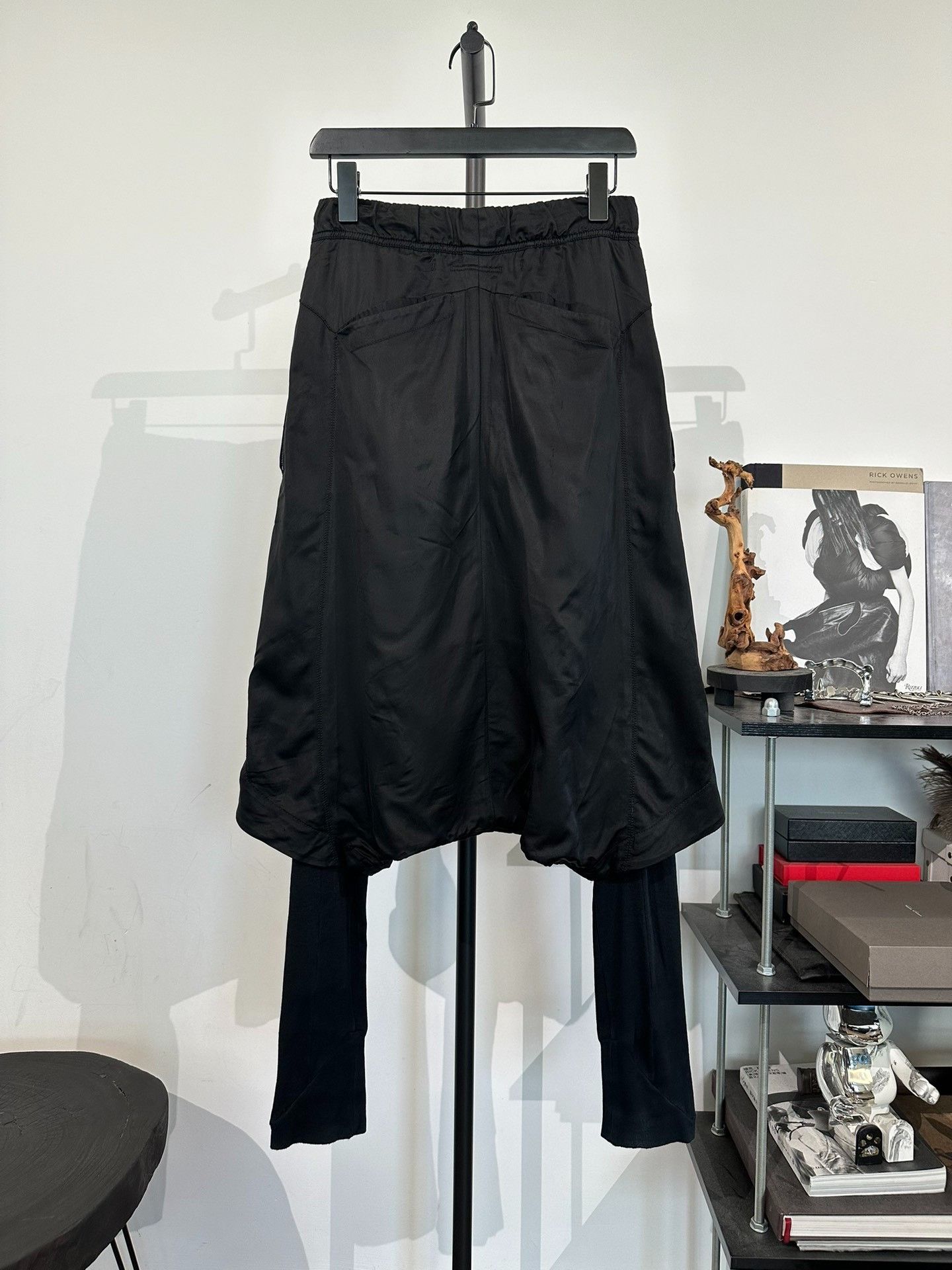 Julius Julius_7 Double Layer Two-Piece Capri Leggings Size 34" / US 12 / IT 48 - 1 Thumbnail