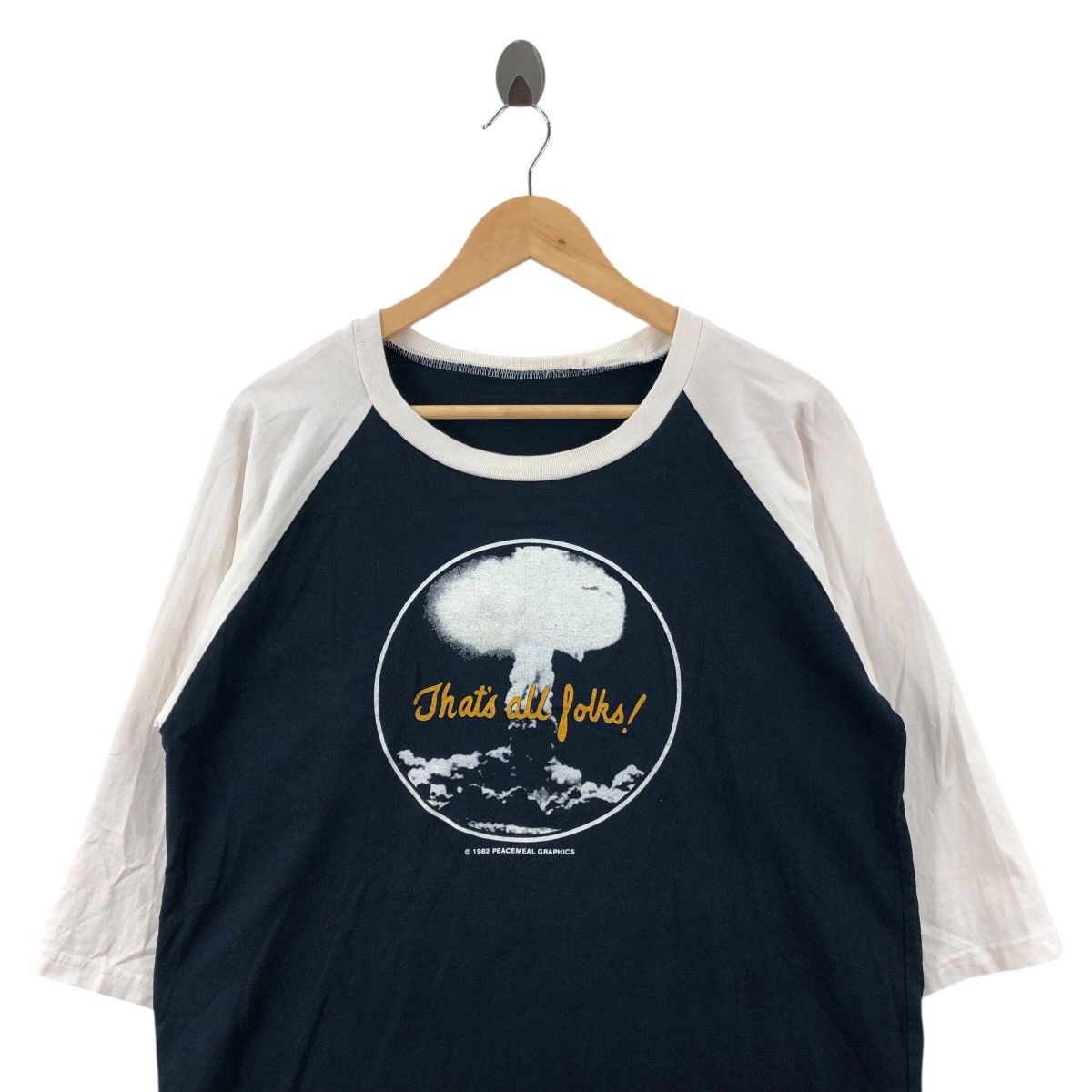 Vintage Vintage 1982 PEACEMEAL GRAPHICS Thats All Folks Band Shirt Size US M / EU 48-50 / 2 - 2 Thumbnail
