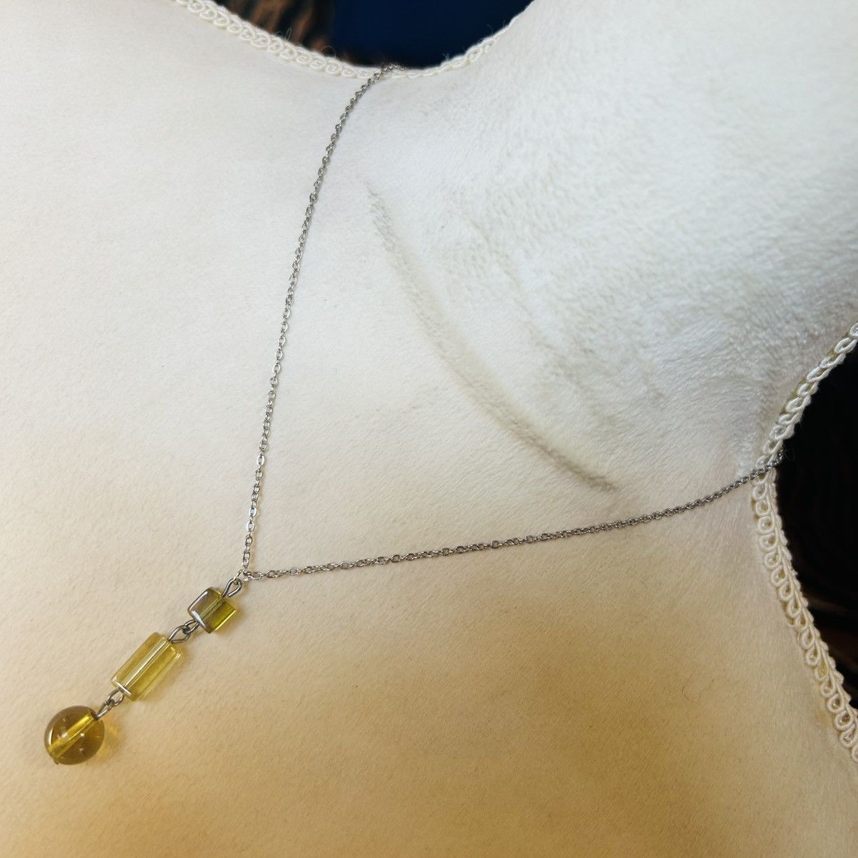 Handmade Handcrafted vintage golden lucite beaded drop necklace Size ONE SIZE - 1 Thumbnail