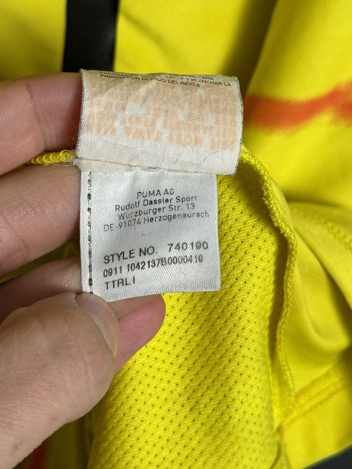 Puma Togo National Team 12/13 Home Player Issue Football Jersey Size US M / EU 48-50 / 2 - 15 Thumbnail