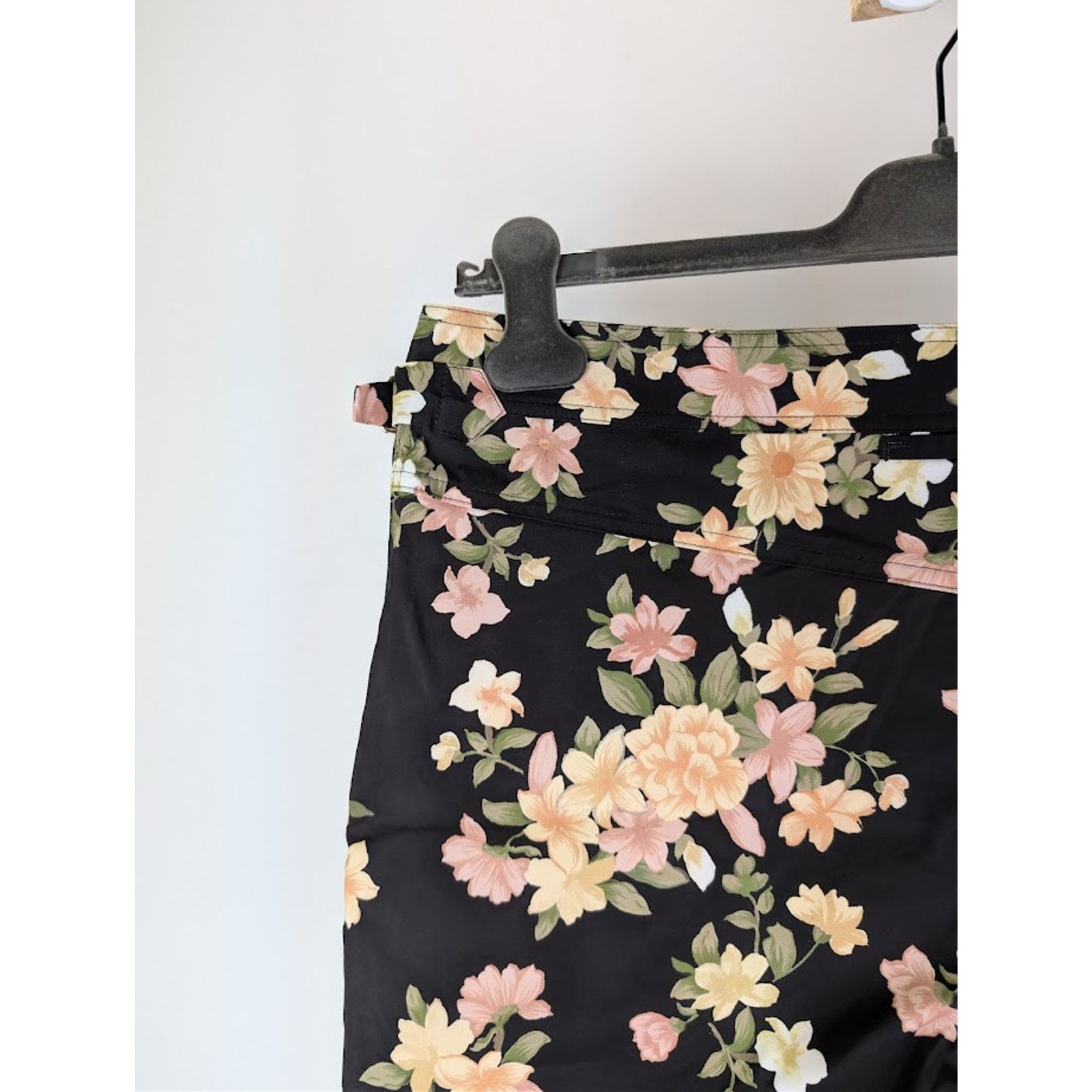 Tom Ford o1rshd1 Swimwear Shorts in Pink & Orange Size US 36 / EU 52 - 13 Thumbnail