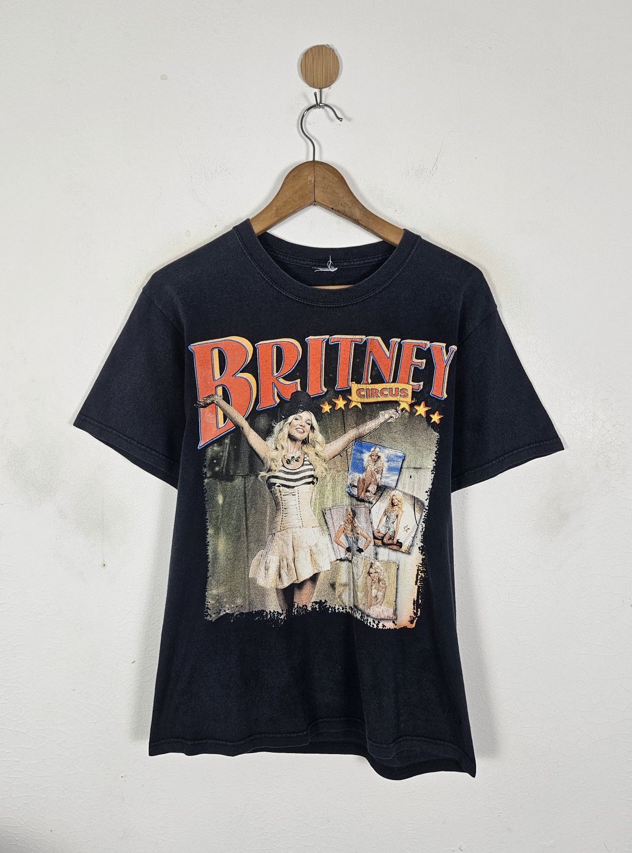 Rap Tees Vintage Britney Spears 2009 North American Circus tour shirt Size US M / EU 48-50 / 2 - 1 Thumbnail