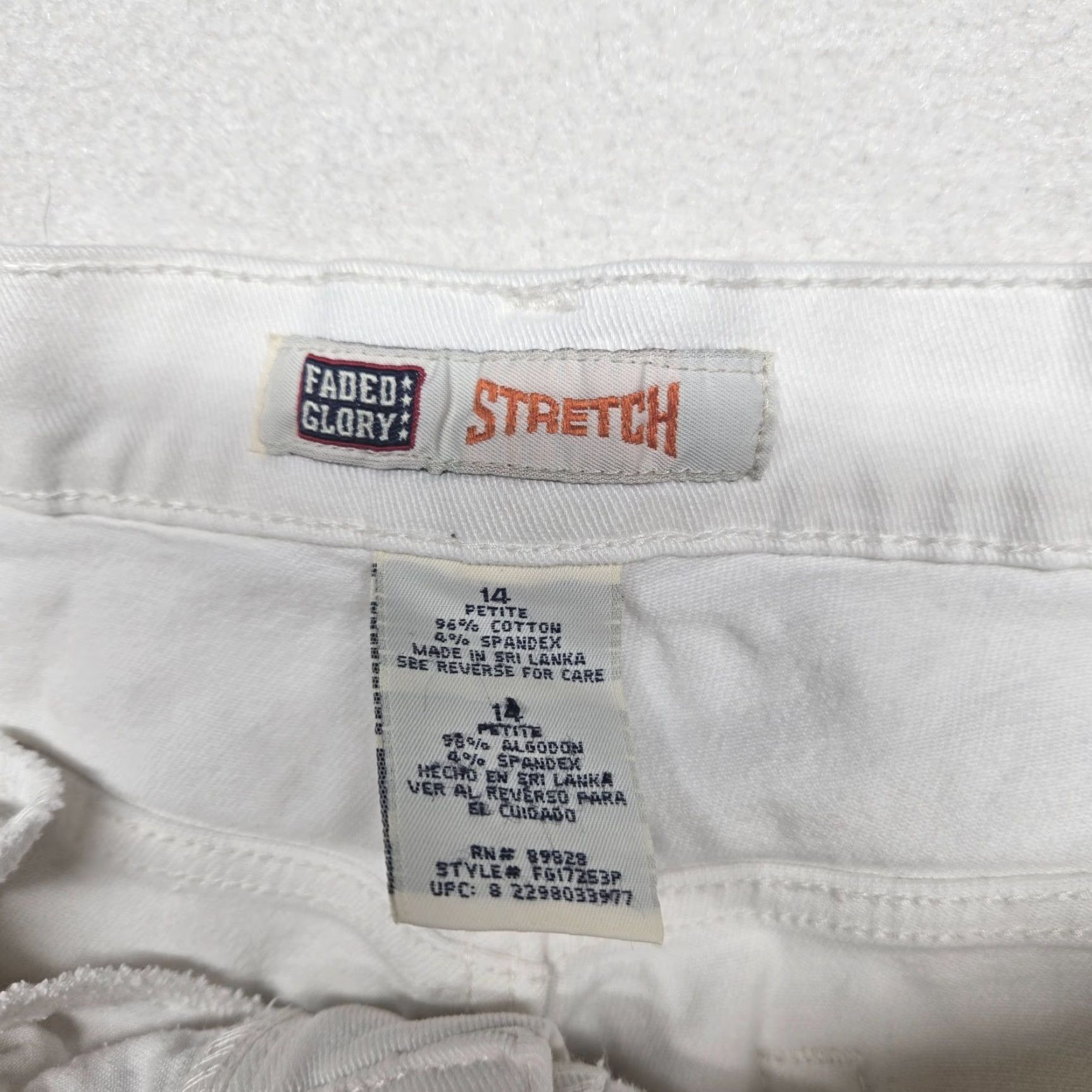Faded Glory Faded Glory White Casual Pants Womens 14 Pockets Button Zip Straight Capri Length Summer Spring Size 36" / US 14 / IT 50 - 3 Thumbnail