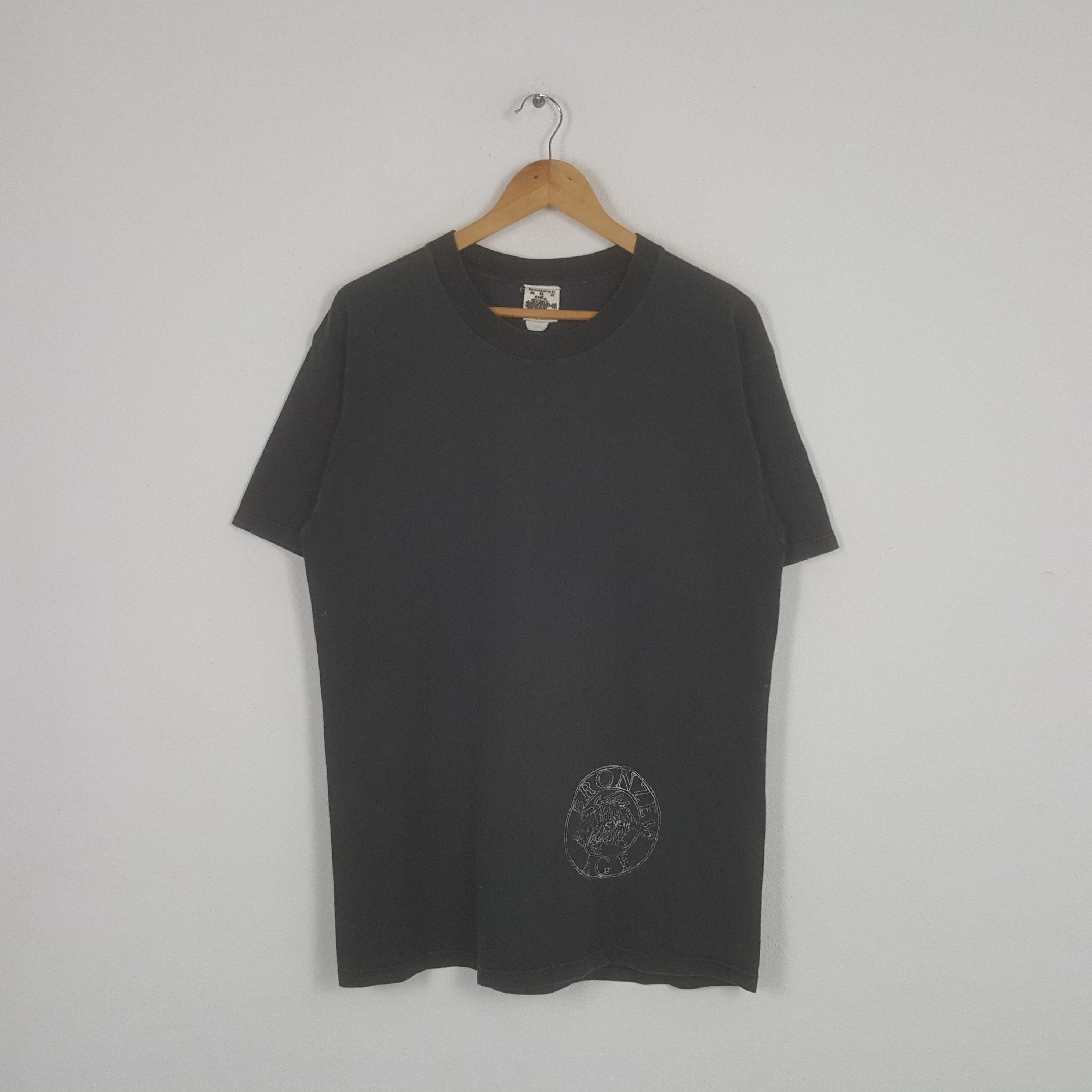 Vintage Vintage 90's Bronze Age American Surfing Style Tshirt Size US L / EU 52-54 / 3 - 3 Thumbnail