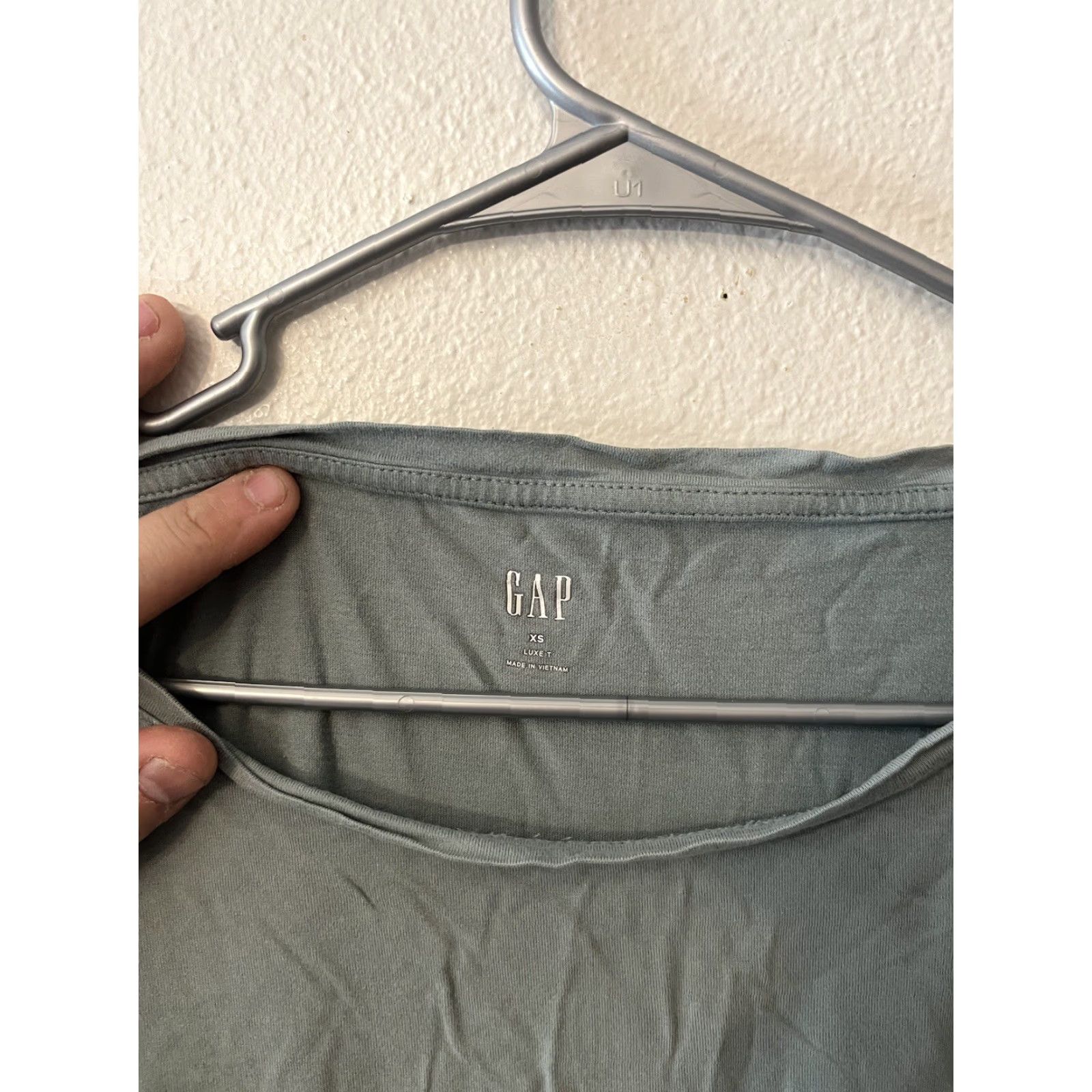 Gap Gap Women T-Shirt XS Gray Short Sleeve Crew Neck Relaxed Fit Tunic Style Shirt Size XS / US 0-2 / IT 36-38 - 3 Thumbnail