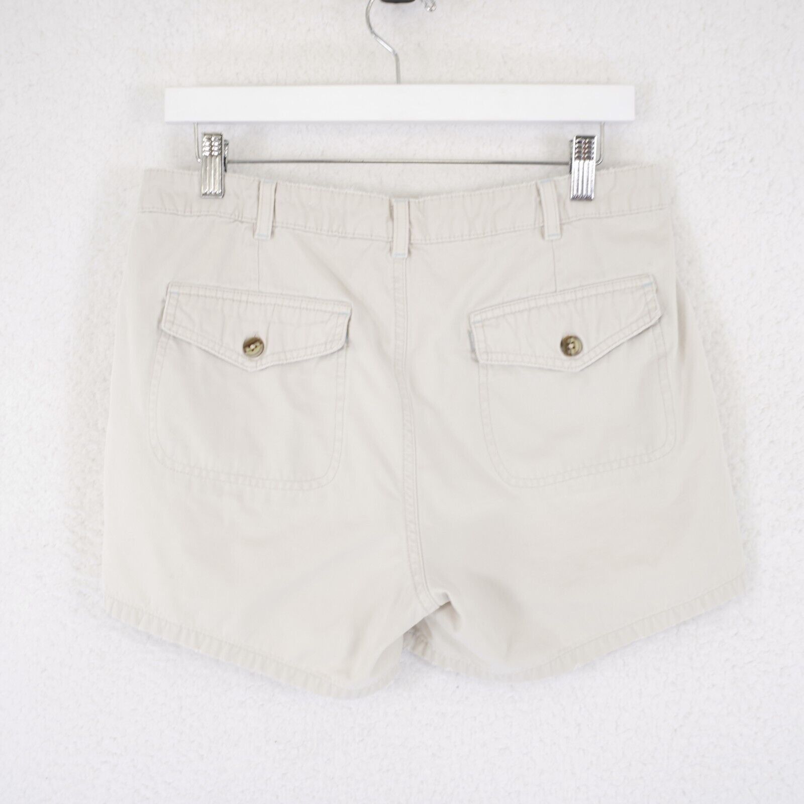 Arizona Jean Co. Arizona Jean Company Cream Short Shorts Size 9 Mid RIse 32/4 Size 32" / US 10 / IT 46 - 4 Thumbnail