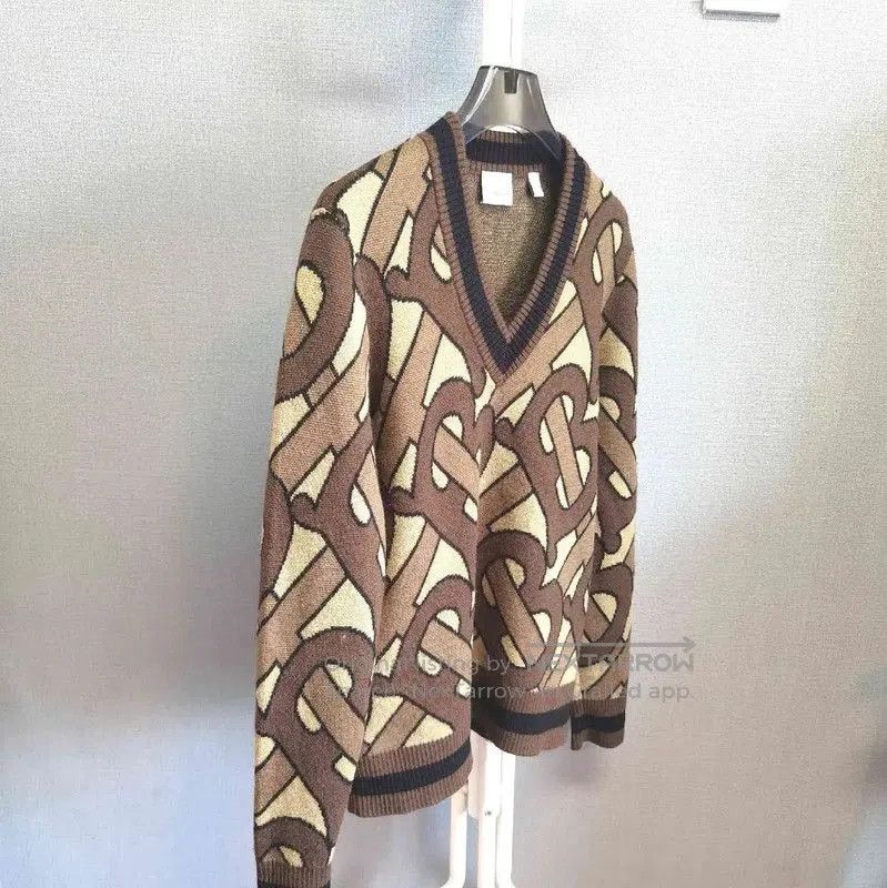 Burberry Burberry Colorblock Wool Knit Sweater. Size M / US 6-8 / IT 42-44 - 3 Thumbnail