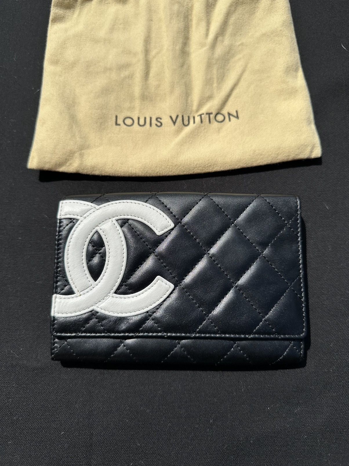 Chanel EXTREMELY RARE CHANEL CAMBON LINE BI-FOLD WALLET LAMBSKIN Size ONE SIZE - 1 Thumbnail