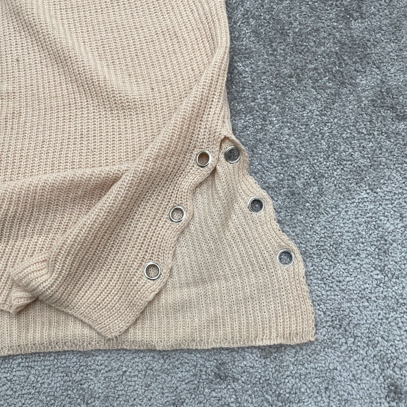 Vintage Staccato Sweater Women Medium Beige Raglan Side Holes Knit Acrylic Pullover Designer Classic Size M / US 6-8 / IT 42-44 - 6 Thumbnail