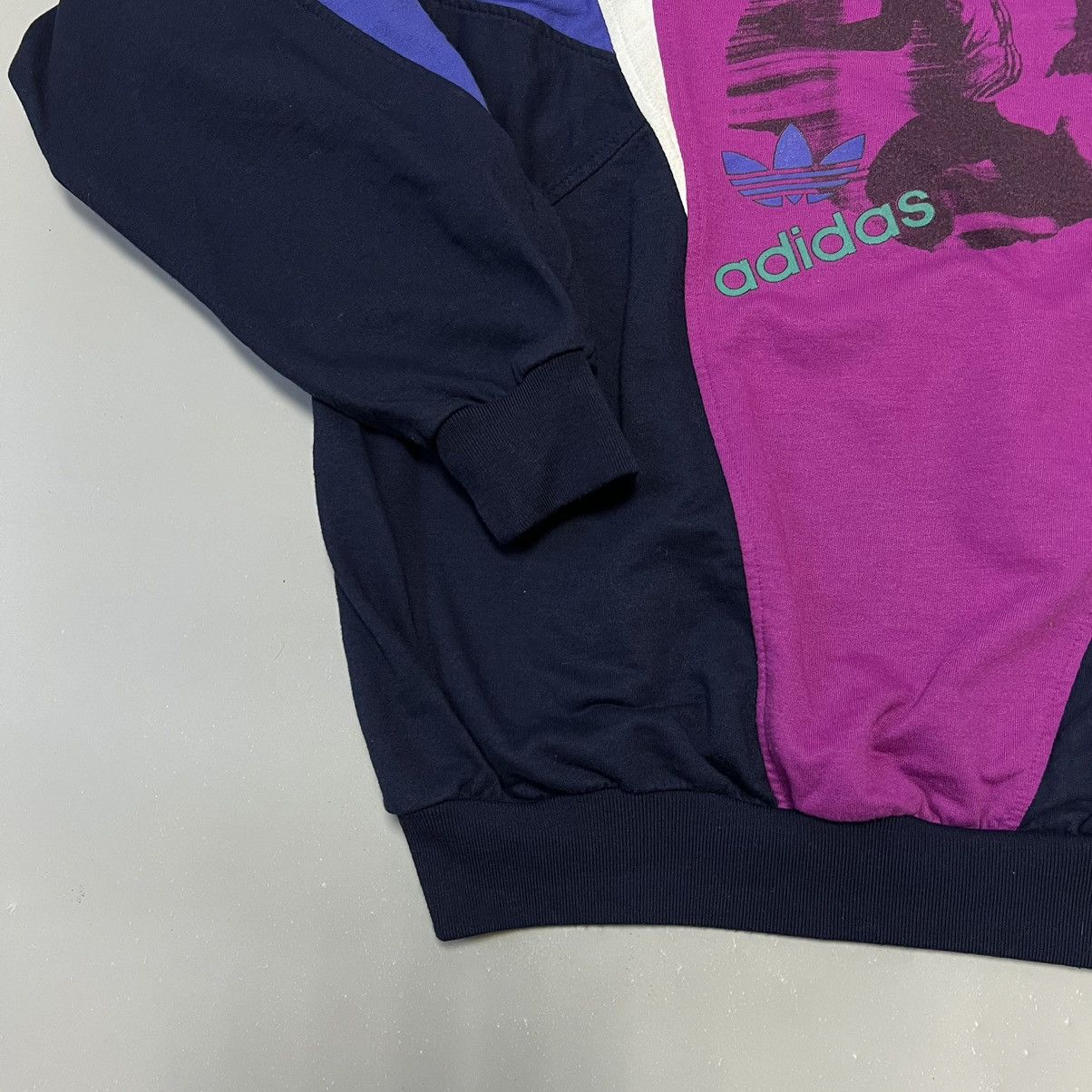 Vintage Adidas Vintage World Wide Brand Very Rare Sweatshirt Size US L / EU 52-54 / 3 - 8 Thumbnail