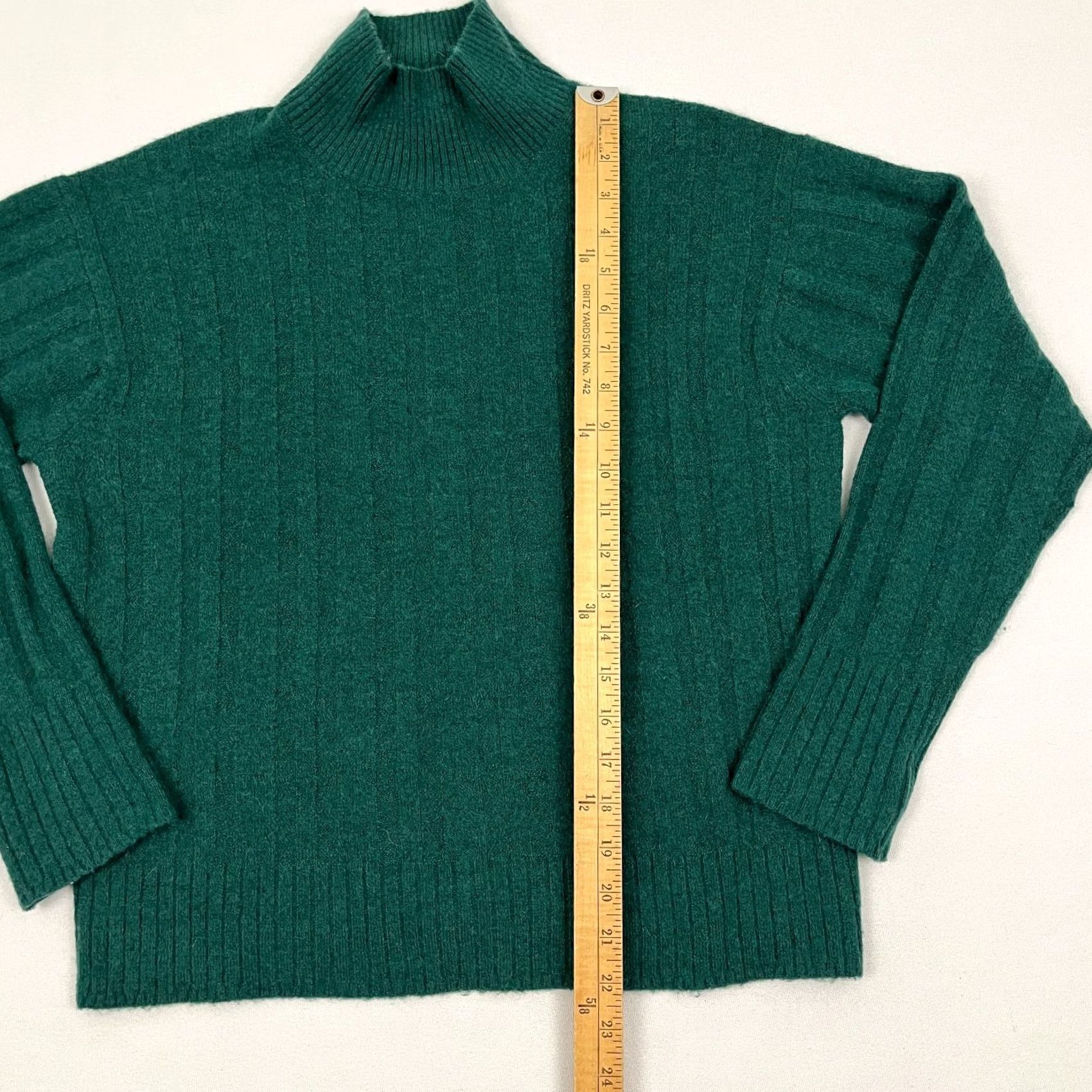 J.Crew VINTAGE: No (omit) J Crew Sweater Womens S Green SuperSoft Yarn Merino Wool Alpaca Ribbed Mockneck Size S / US 4 / IT 40 - 4 Thumbnail