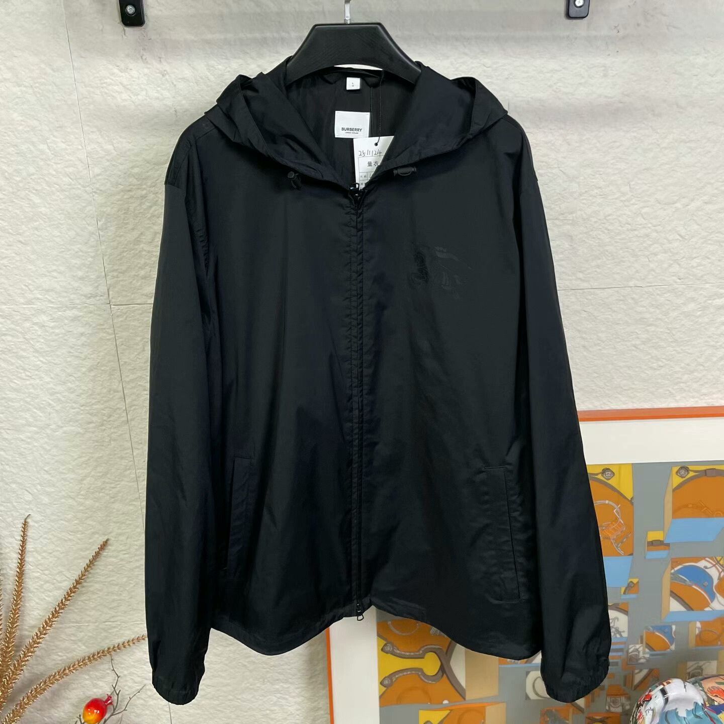 Burberry Burberry Black Equestrian Knight Hooded Jacket Size US L / EU 52-54 / 3 - 1 Thumbnail